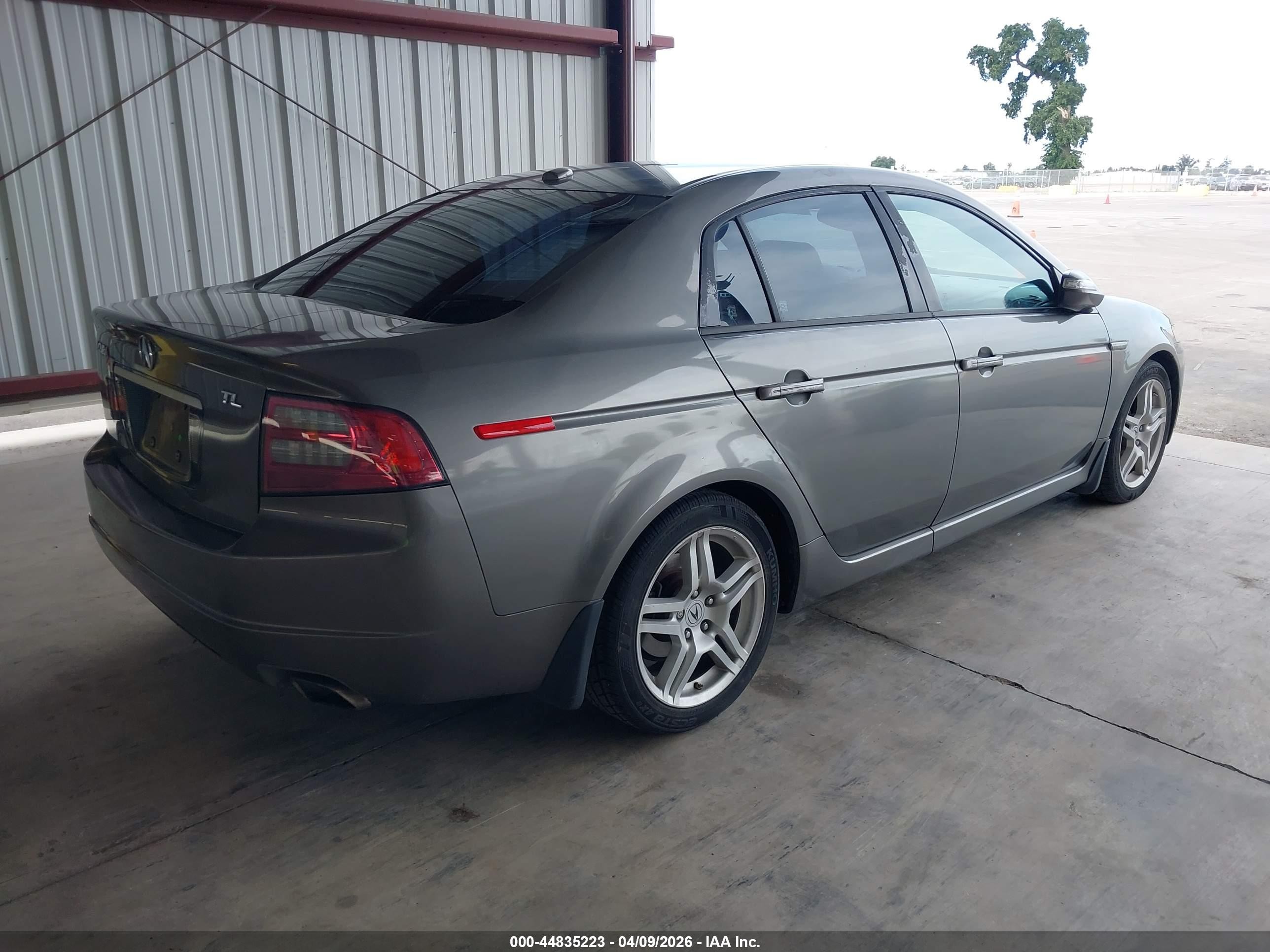 2007 Acura Tl 3.2 Серый vin: 19UUA66237A035132