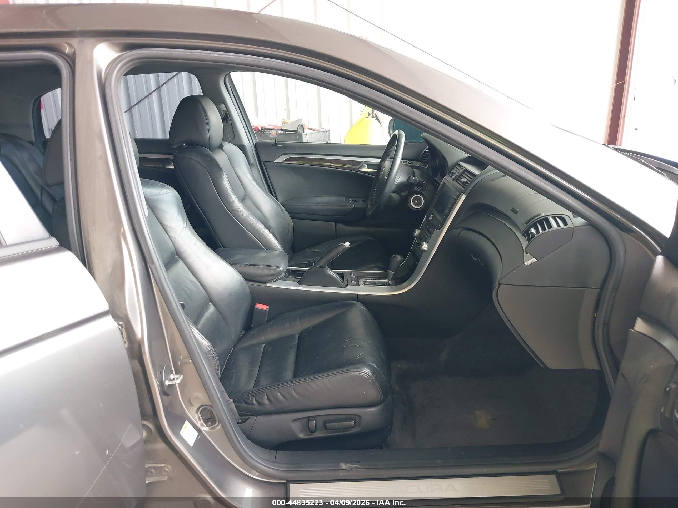 2007 Acura Tl 3.2 Серый vin: 19UUA66237A035132