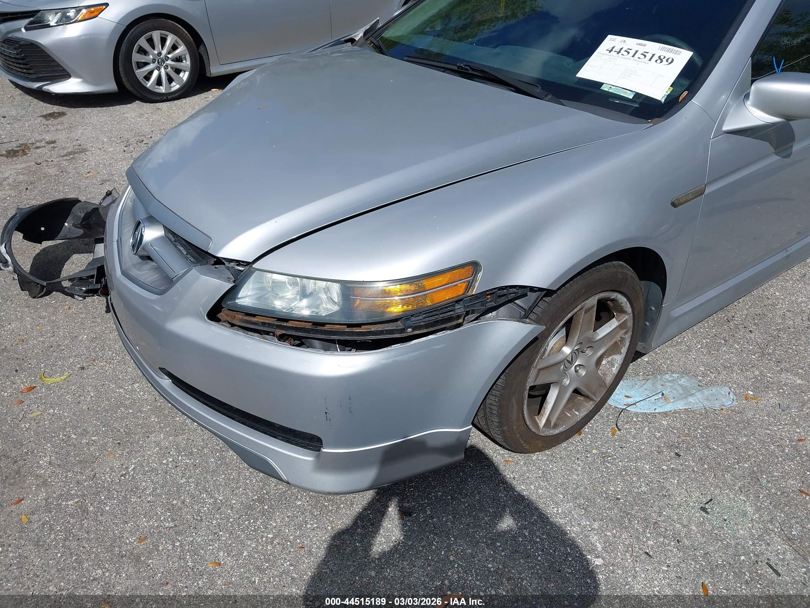 2004 Acura Tl   Silver vin: 19UUA66244A026077