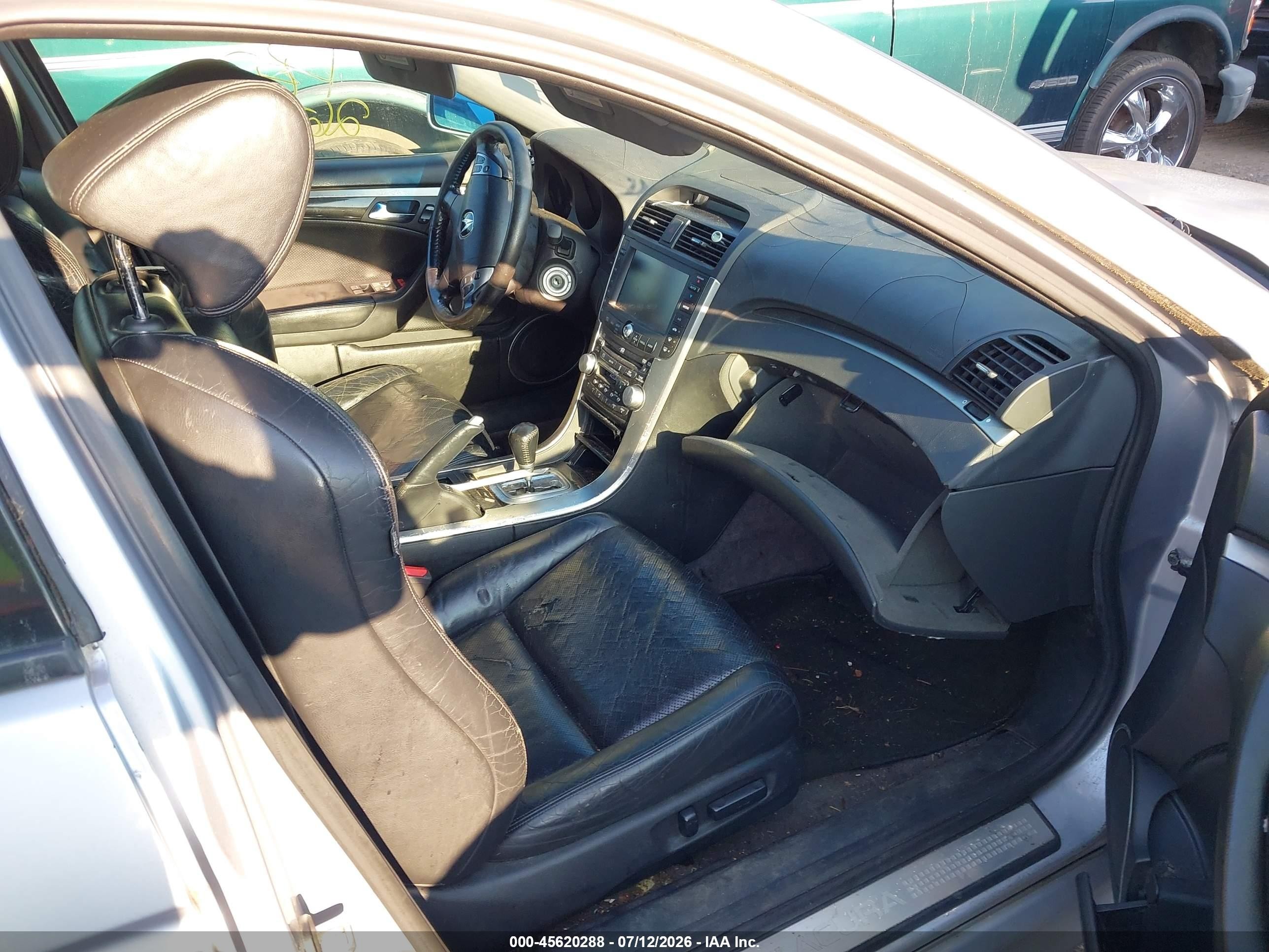 2004 Acura Tl   Silver vin: 19UUA66244A032414