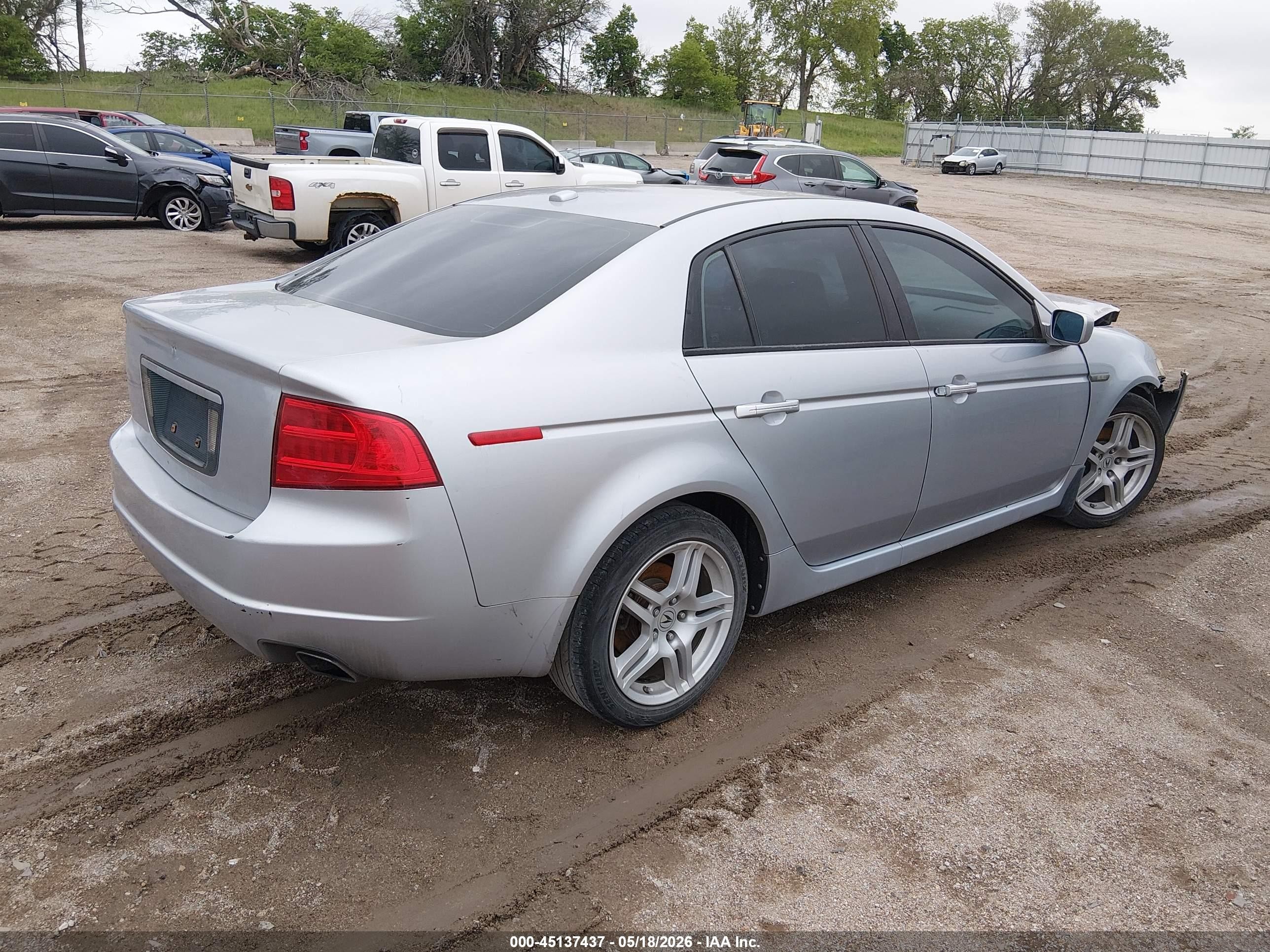 2005 Acura Tl   Silver vin: 19UUA66245A009698
