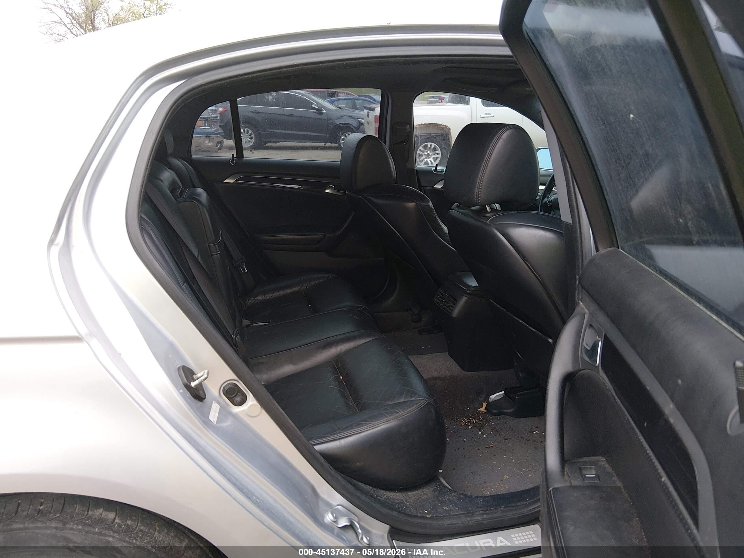 2005 Acura Tl   Silver vin: 19UUA66245A009698