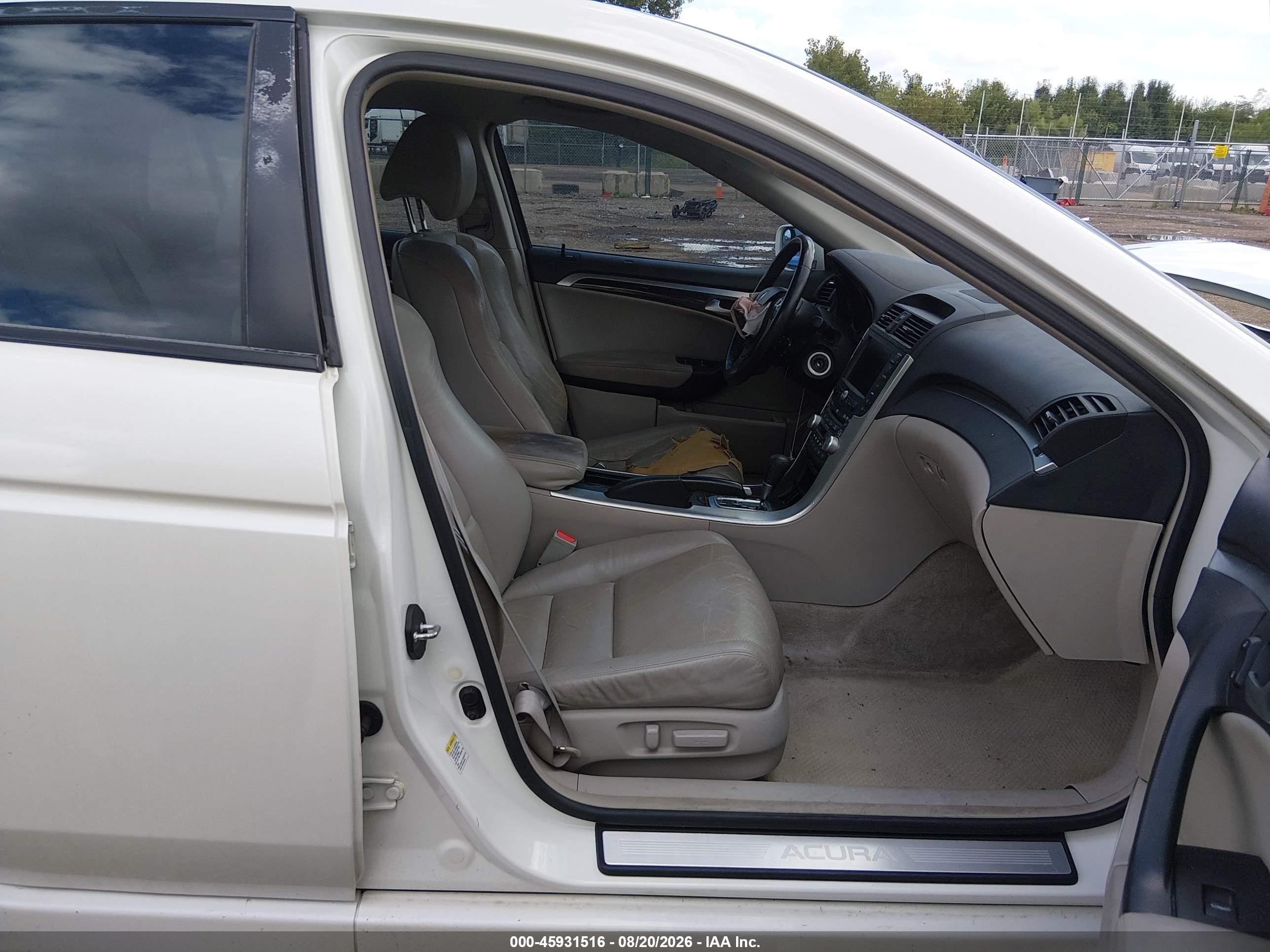2008 Acura Tl 3.2 White vin: 19UUA66248A019653