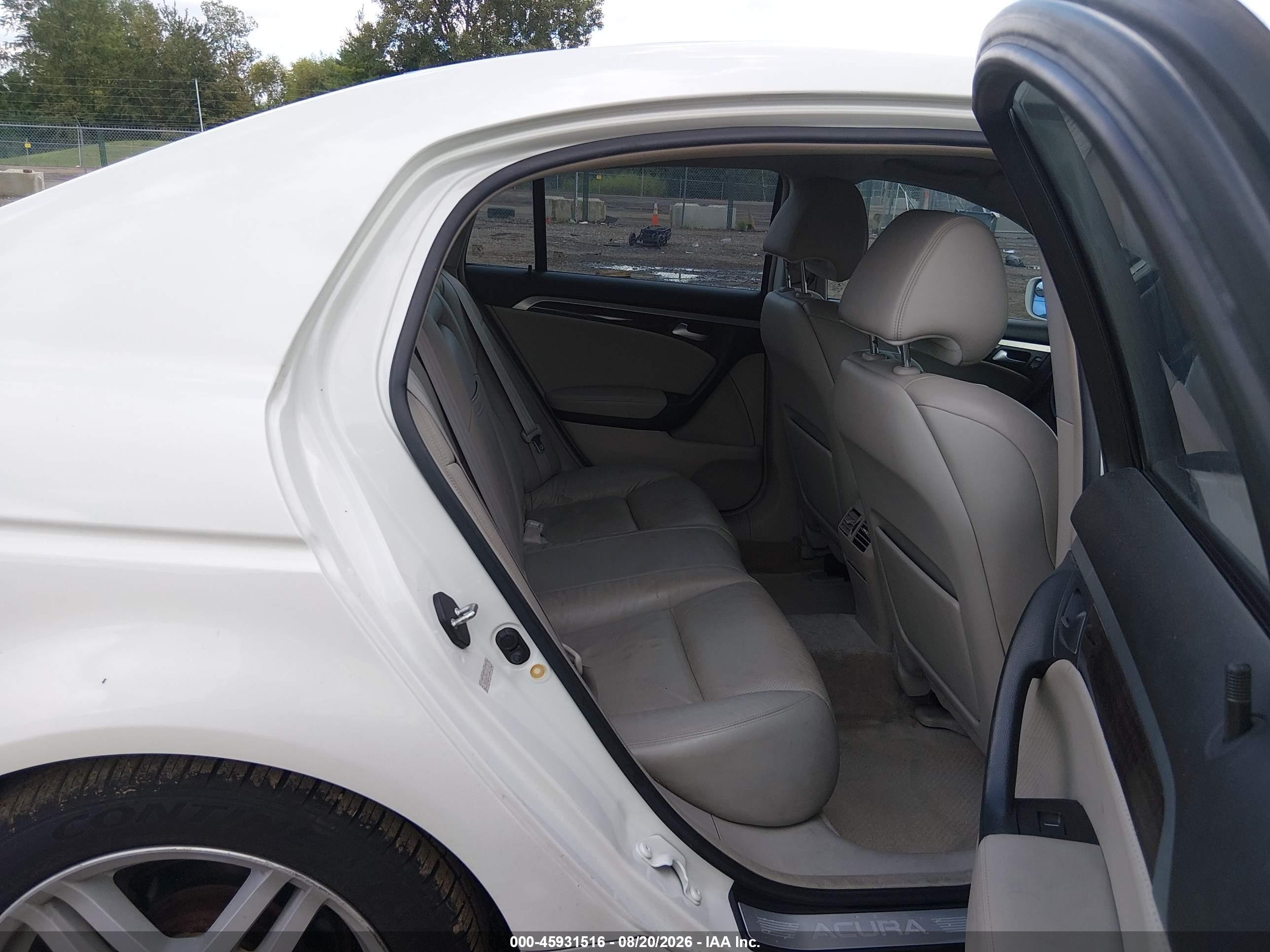 2008 Acura Tl 3.2 White vin: 19UUA66248A019653