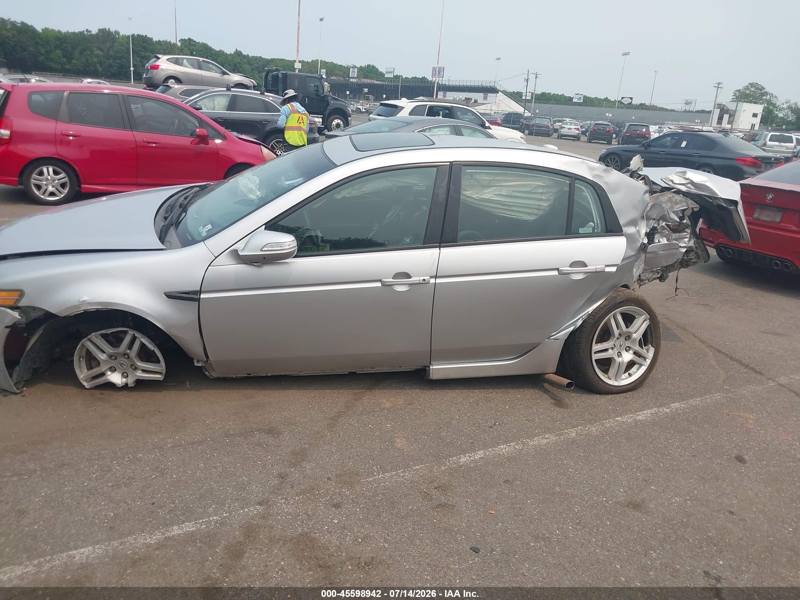 2008 Acura Tl 3.2 Silver vin: 19UUA66248A040437