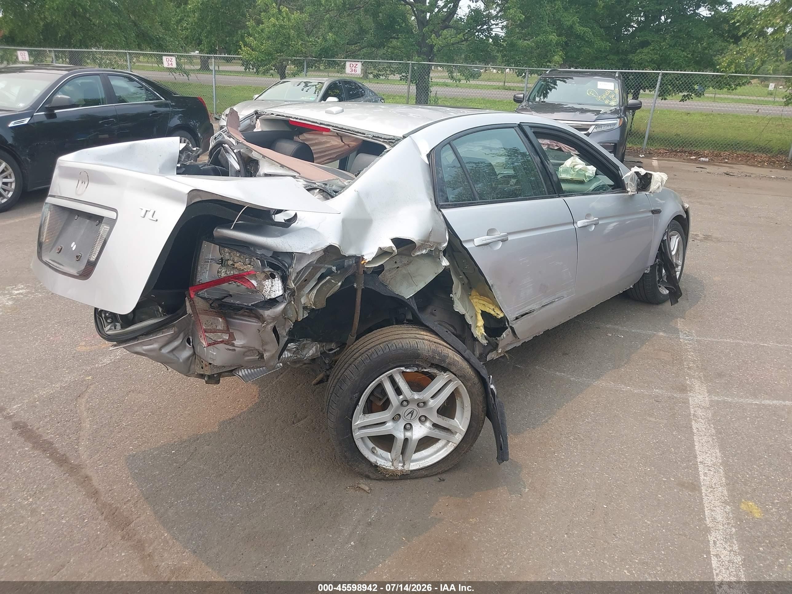 2008 Acura Tl 3.2 Silver vin: 19UUA66248A040437
