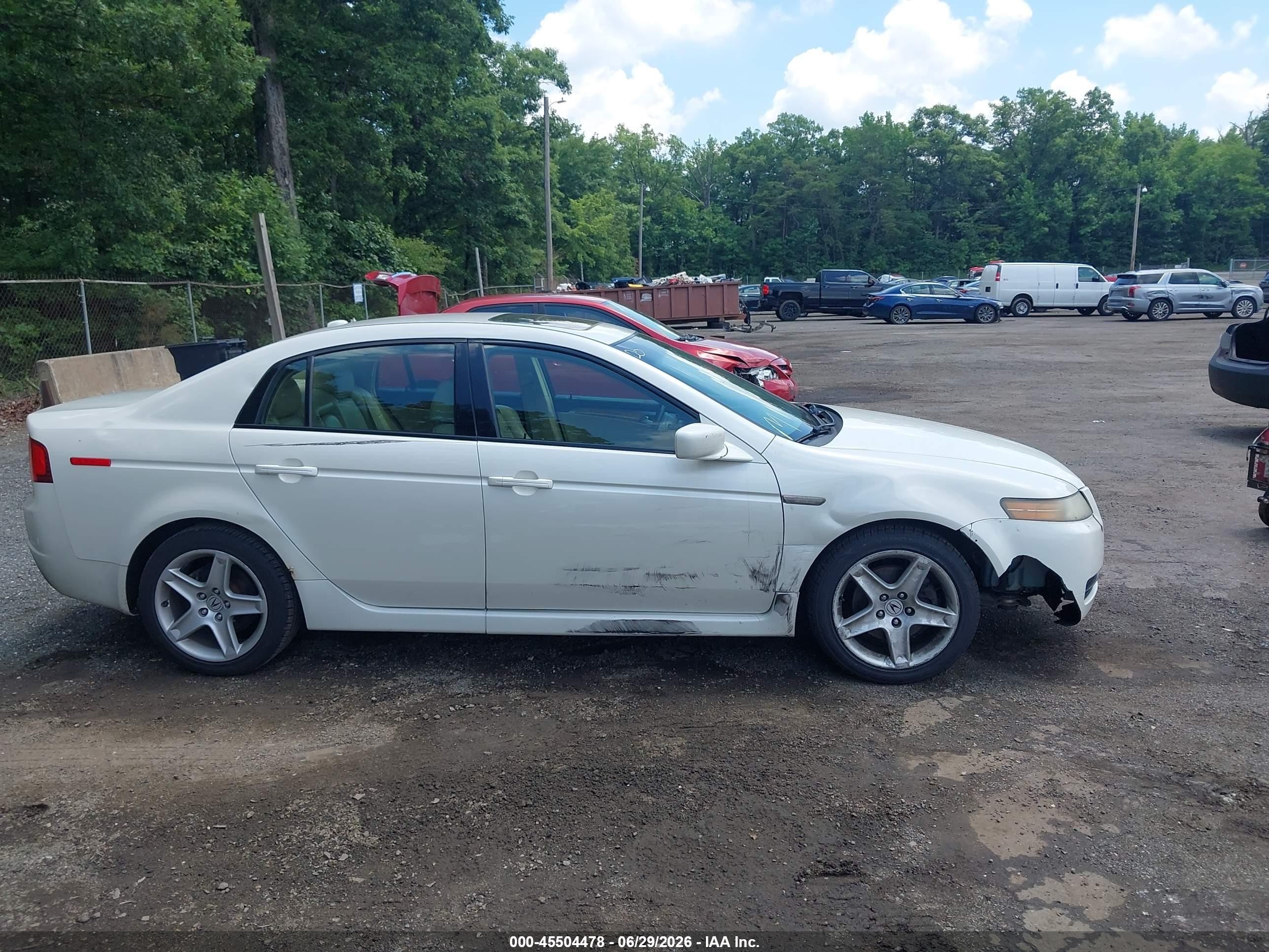 2005 Acura Tl   White vin: 19UUA66255A078755