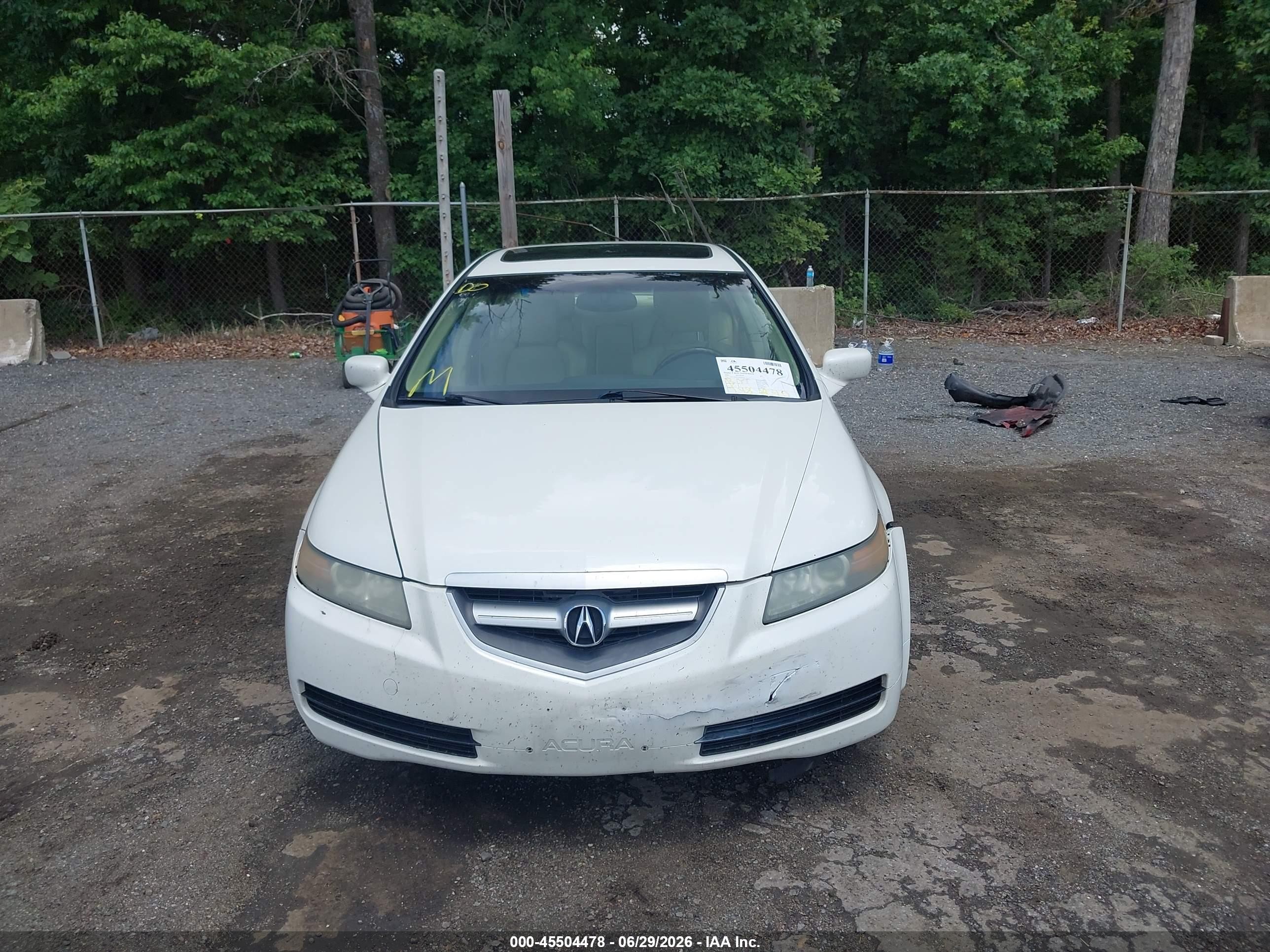 2005 Acura Tl   White vin: 19UUA66255A078755