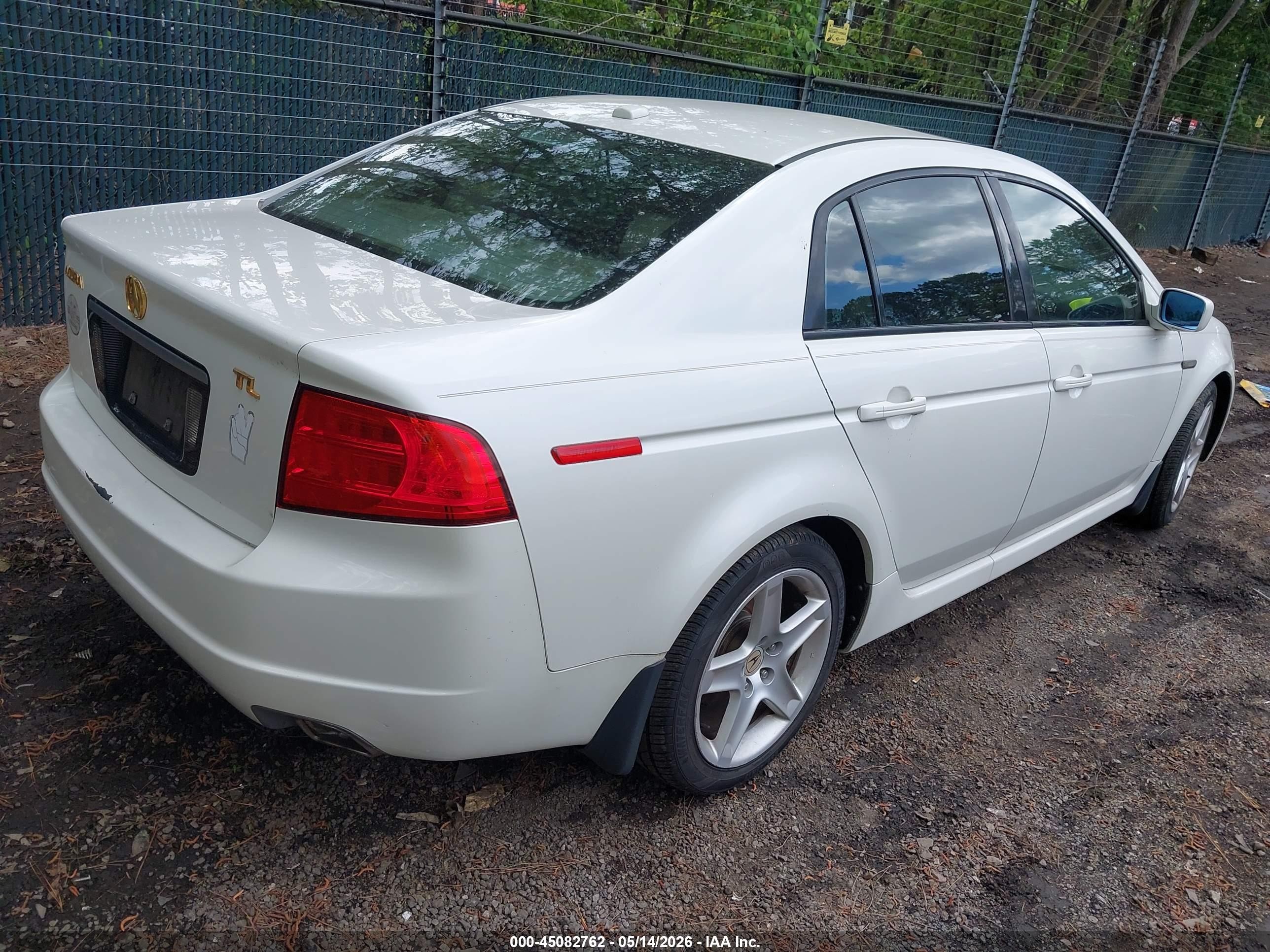 2004 Acura Tl   Белый vin: 19UUA66264A039669
