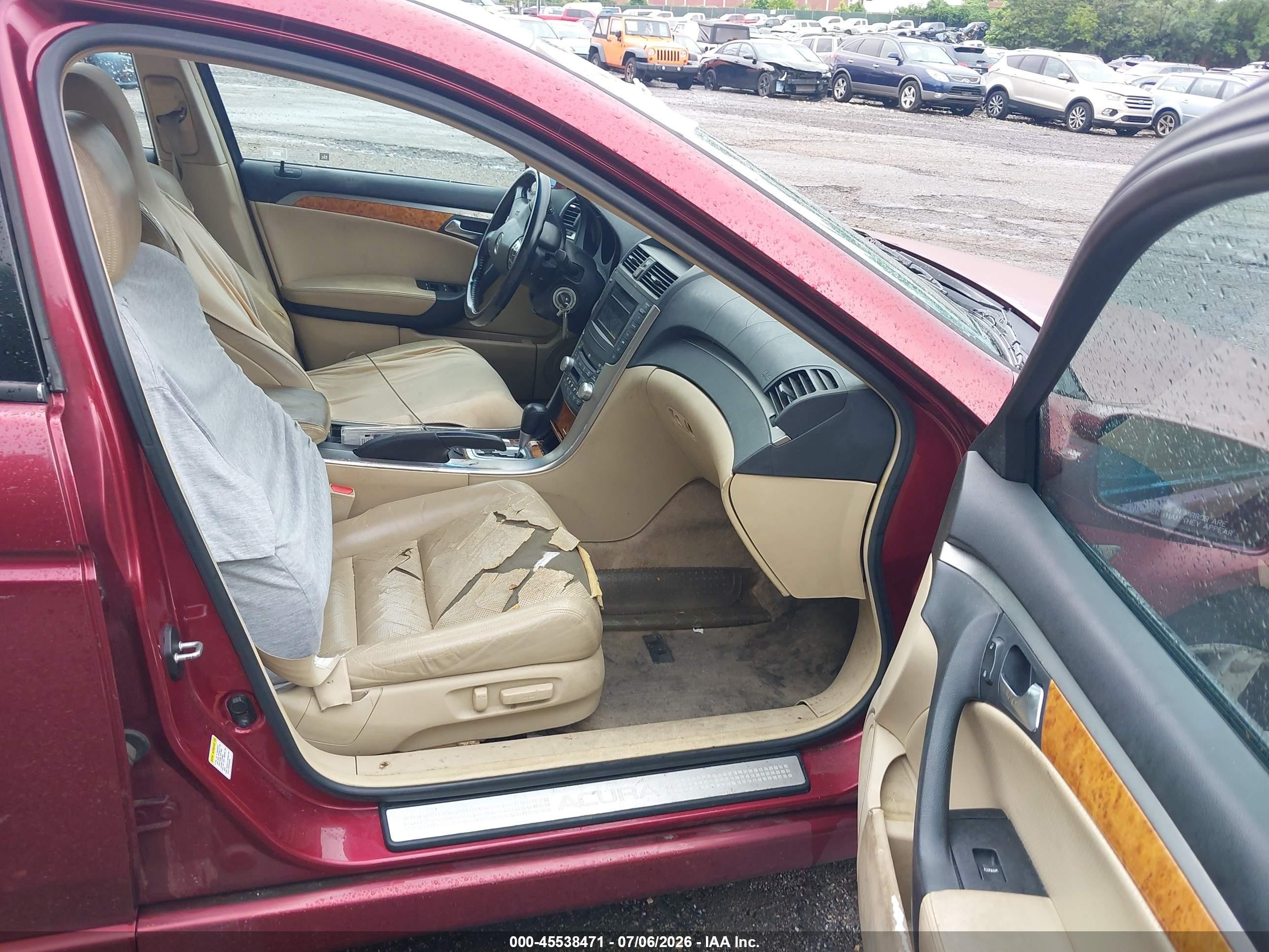 2005 Acura Tl   Red vin: 19UUA66265A002736