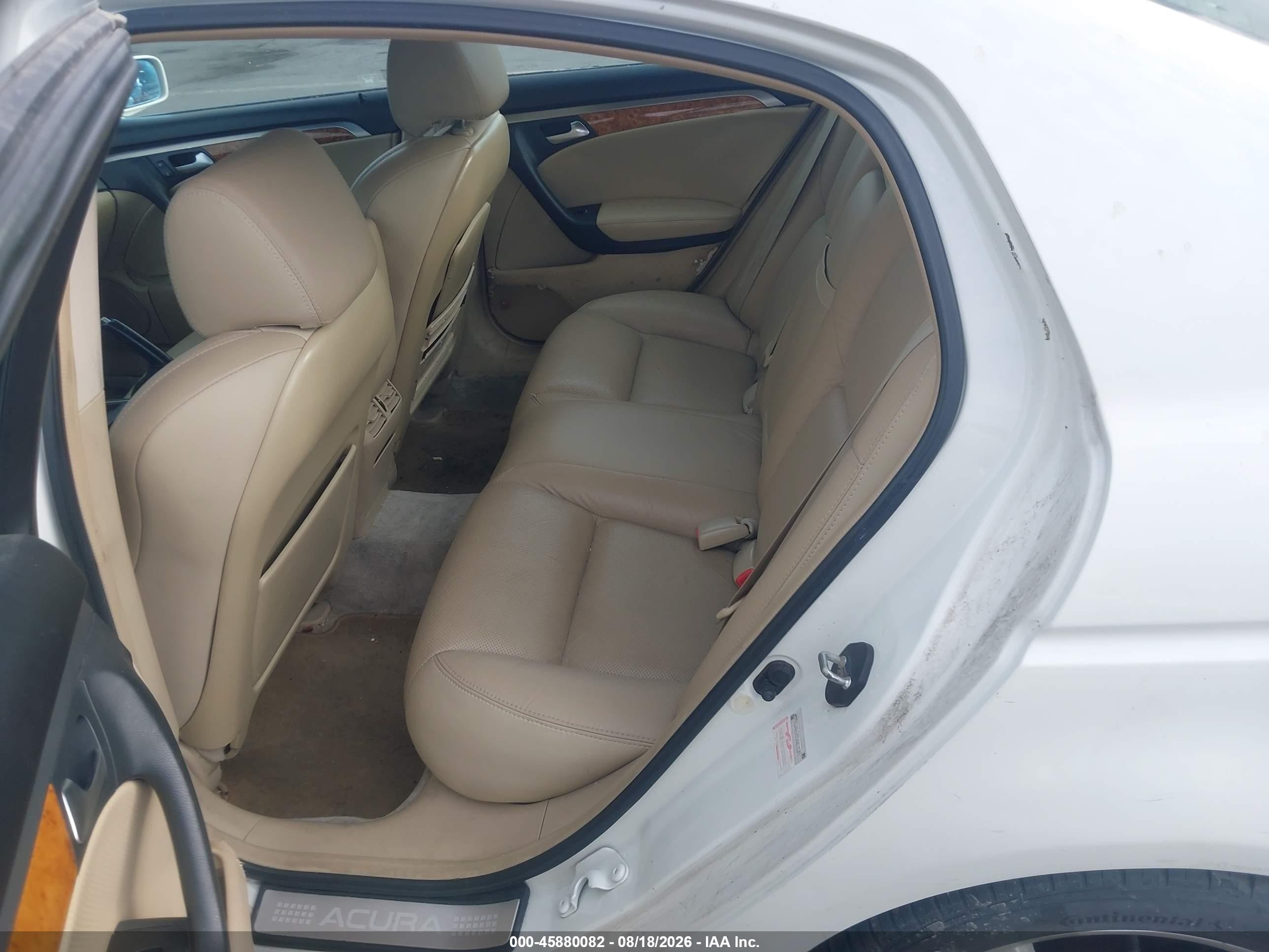 2005 Acura Tl   White vin: 19UUA66265A019505