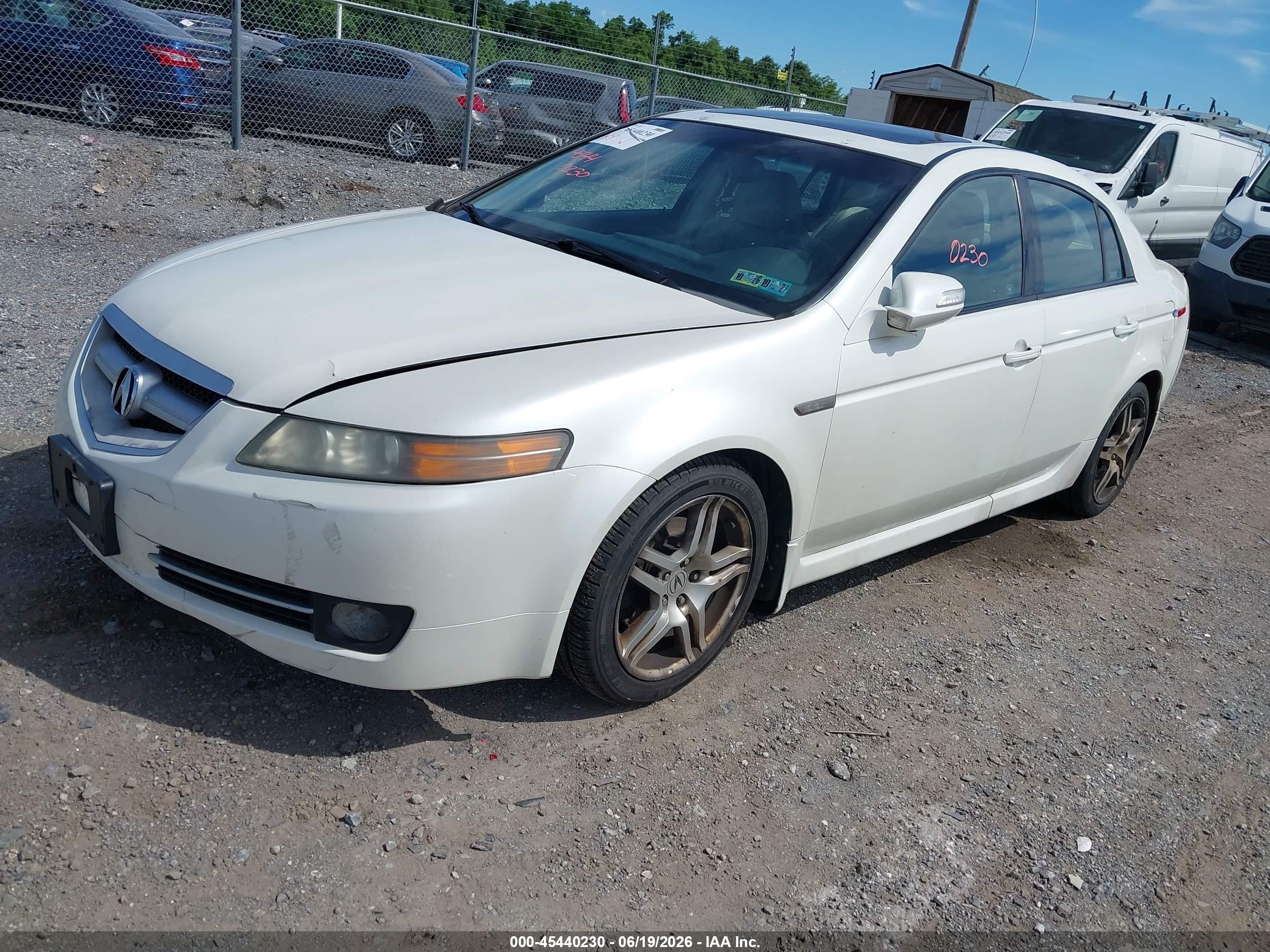 2008 Acura Tl 3.2 White vin: 19UUA66268A041640