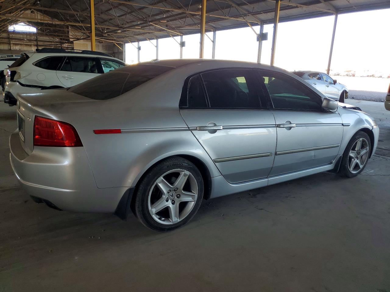 2006 Acura 3.2tl Silver vin: 19UUA66276A025217