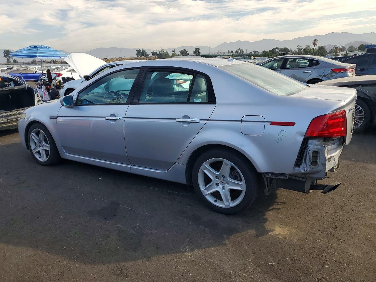 2005 Acura Tl Серебряный vin: 19UUA66285A020428