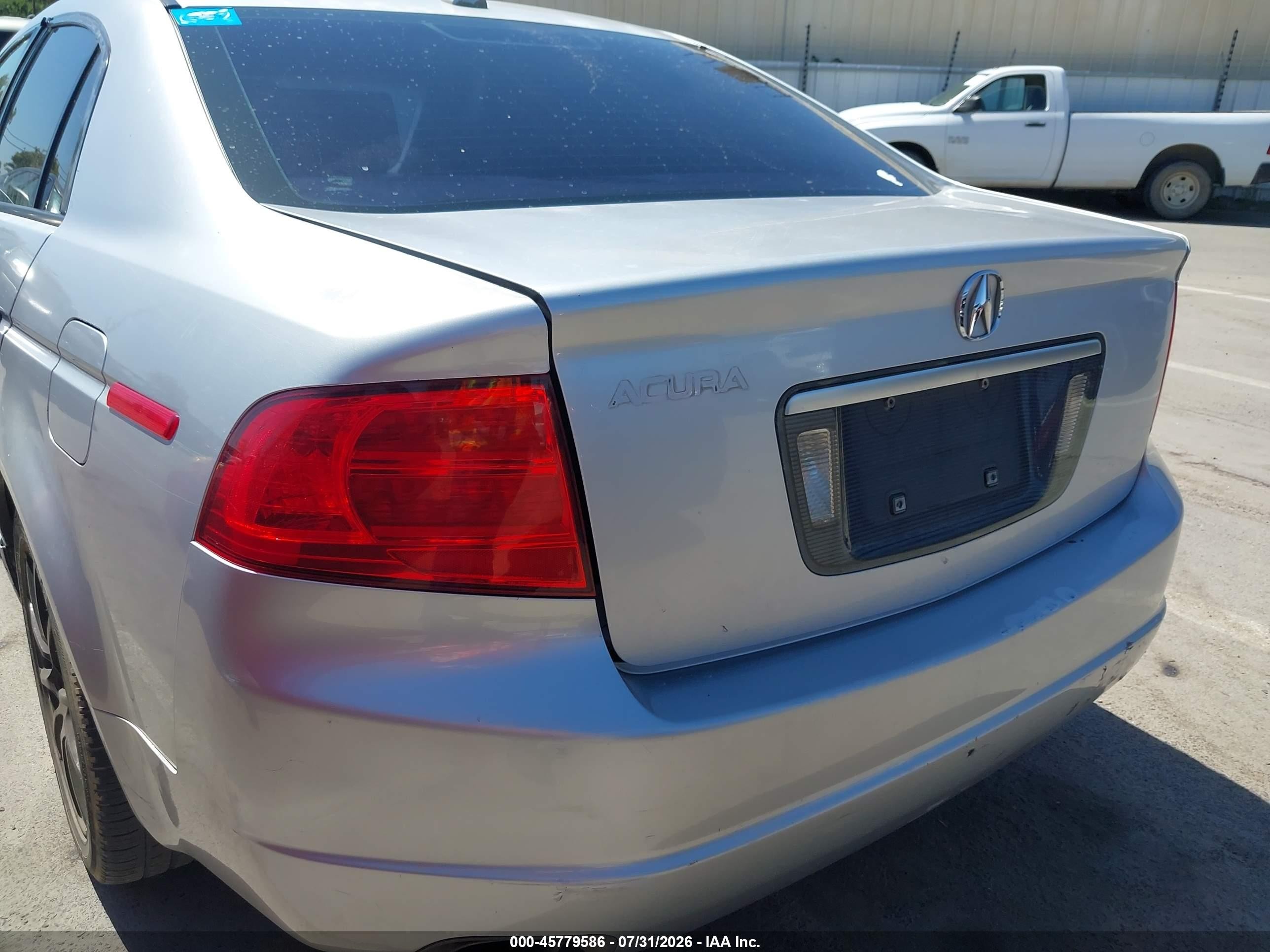 2005 Acura Tl   Silver vin: 19UUA66285A049489