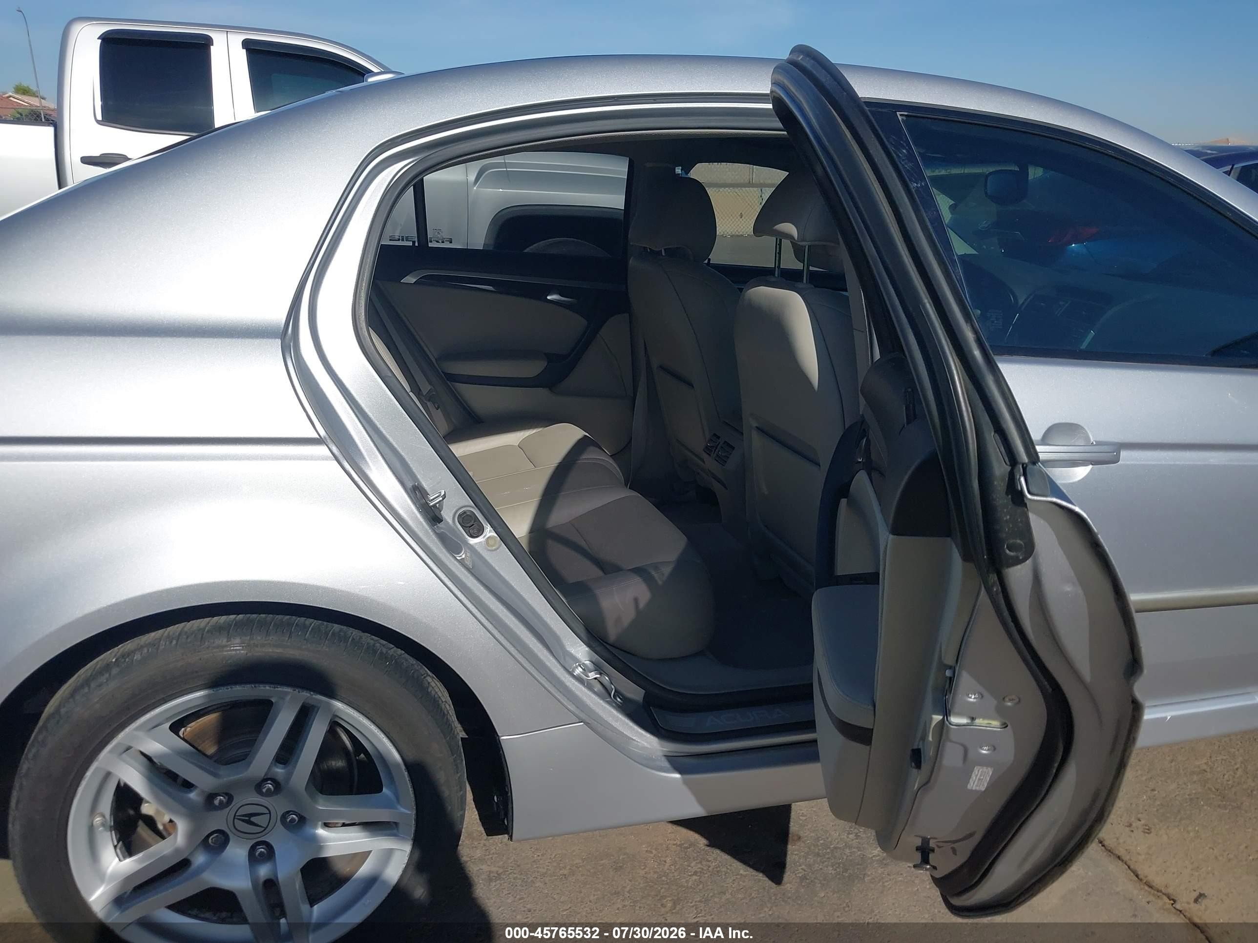 2008 Acura Tl 3.2 Silver vin: 19UUA66288A040442