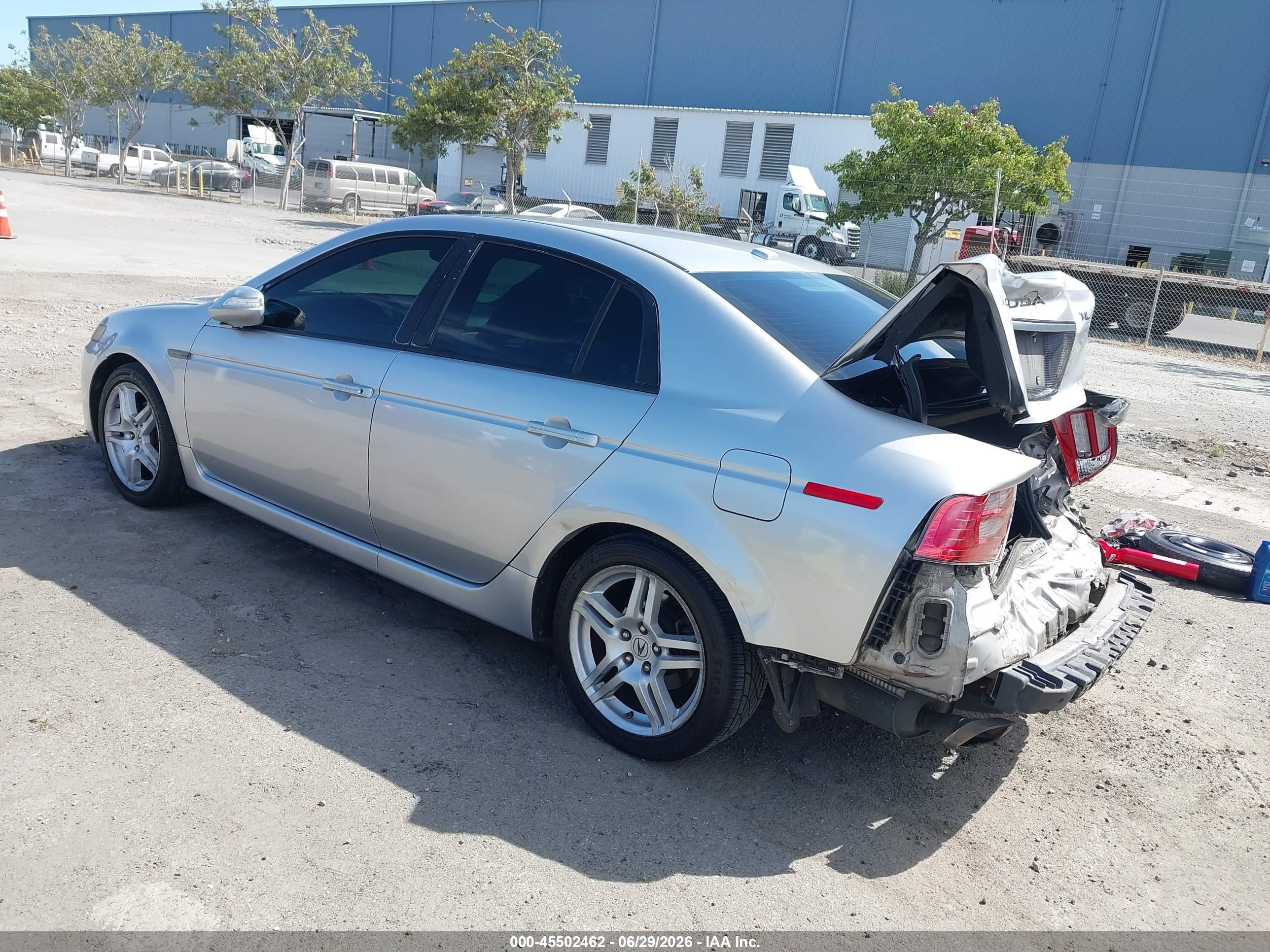 2007 Acura Tl 3.2 Silver vin: 19UUA662X7A009479