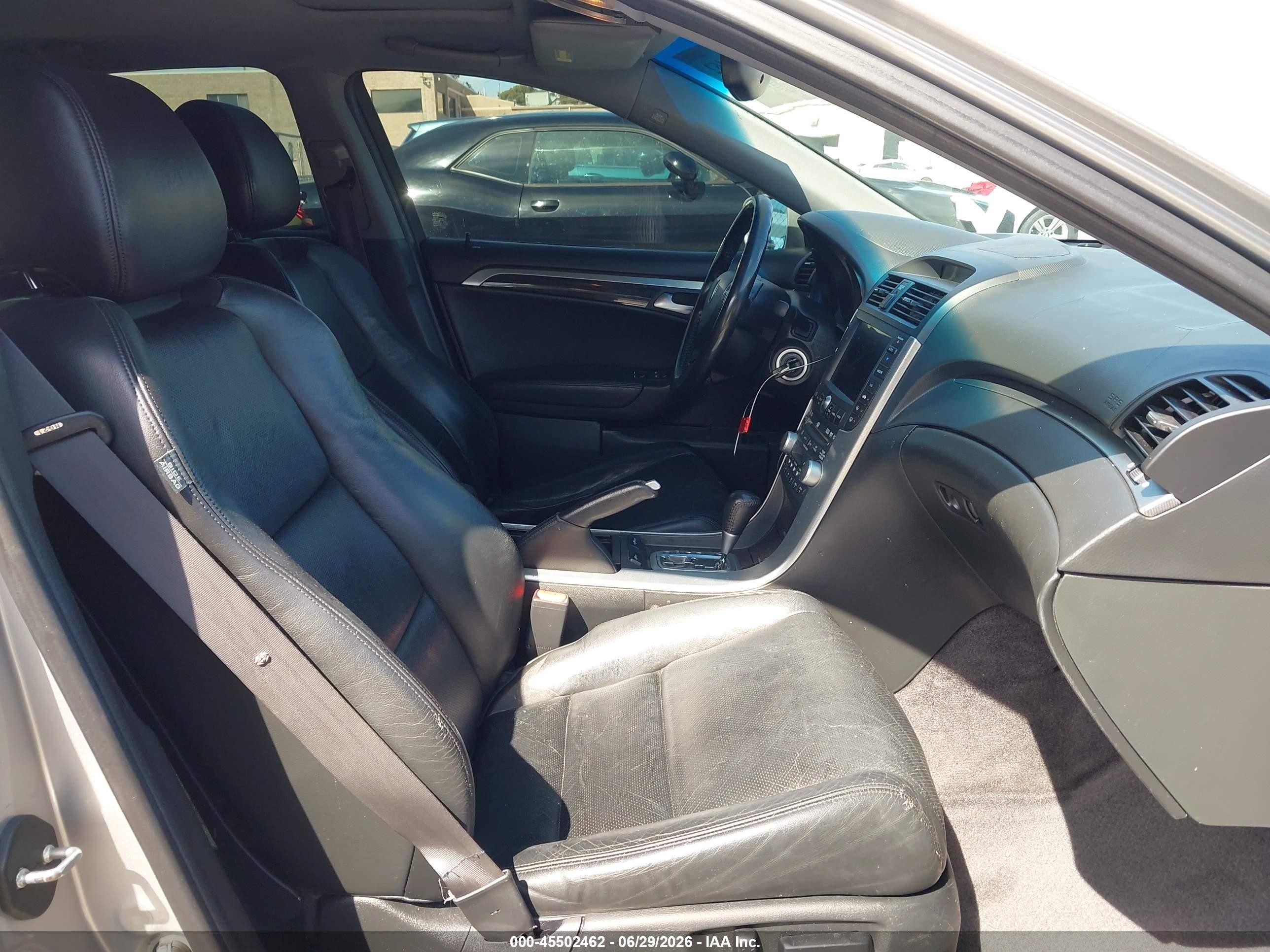 2007 Acura Tl 3.2 Silver vin: 19UUA662X7A009479