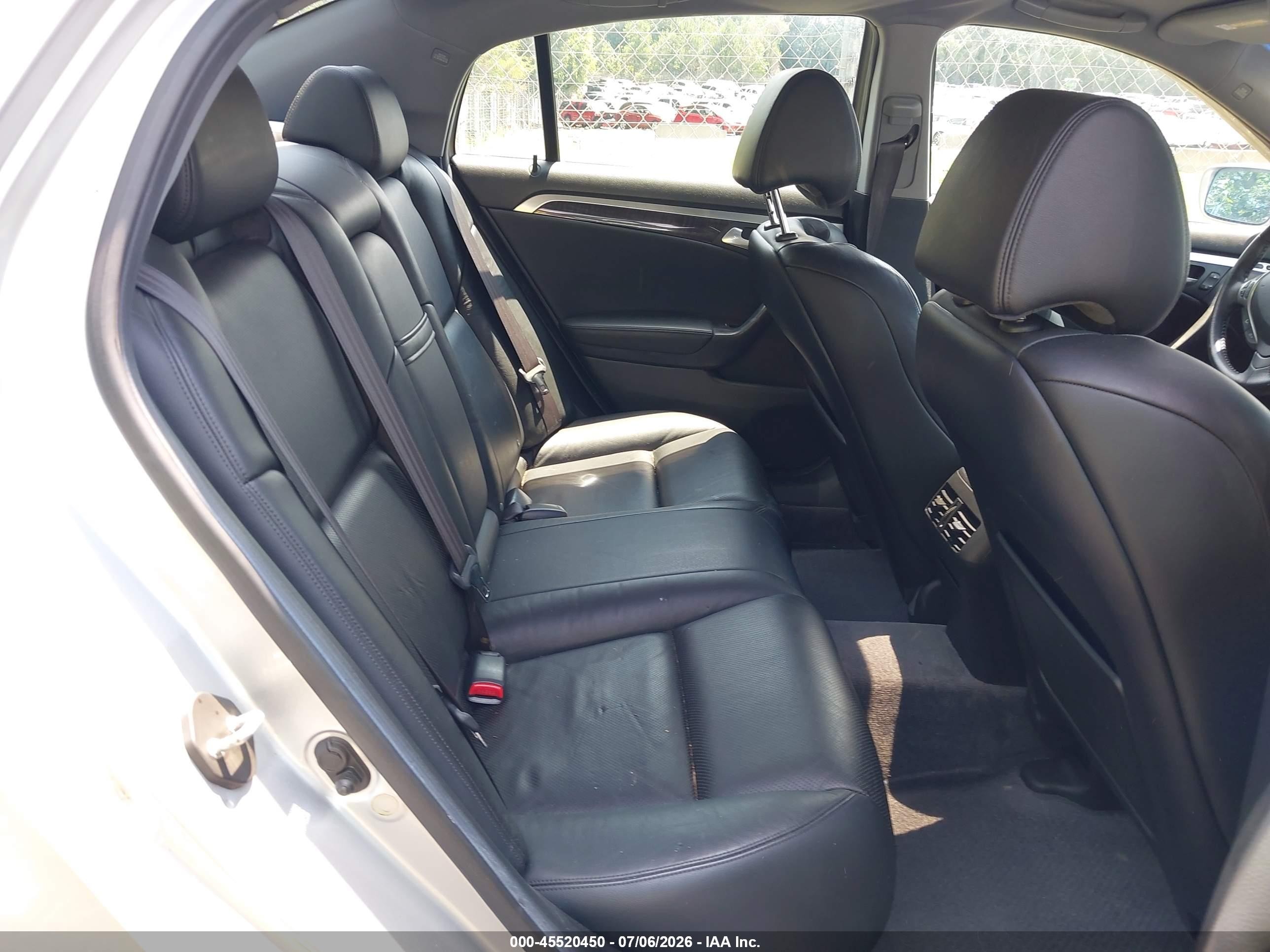 2008 Acura Tl 3.2 Silver vin: 19UUA662X8A008513