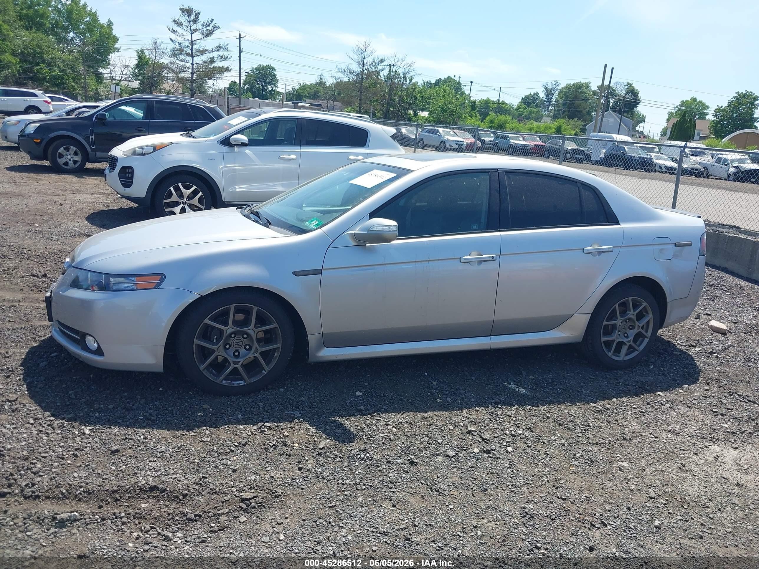 2008 Acura Tl Type S Silver vin: 19UUA76558A037112