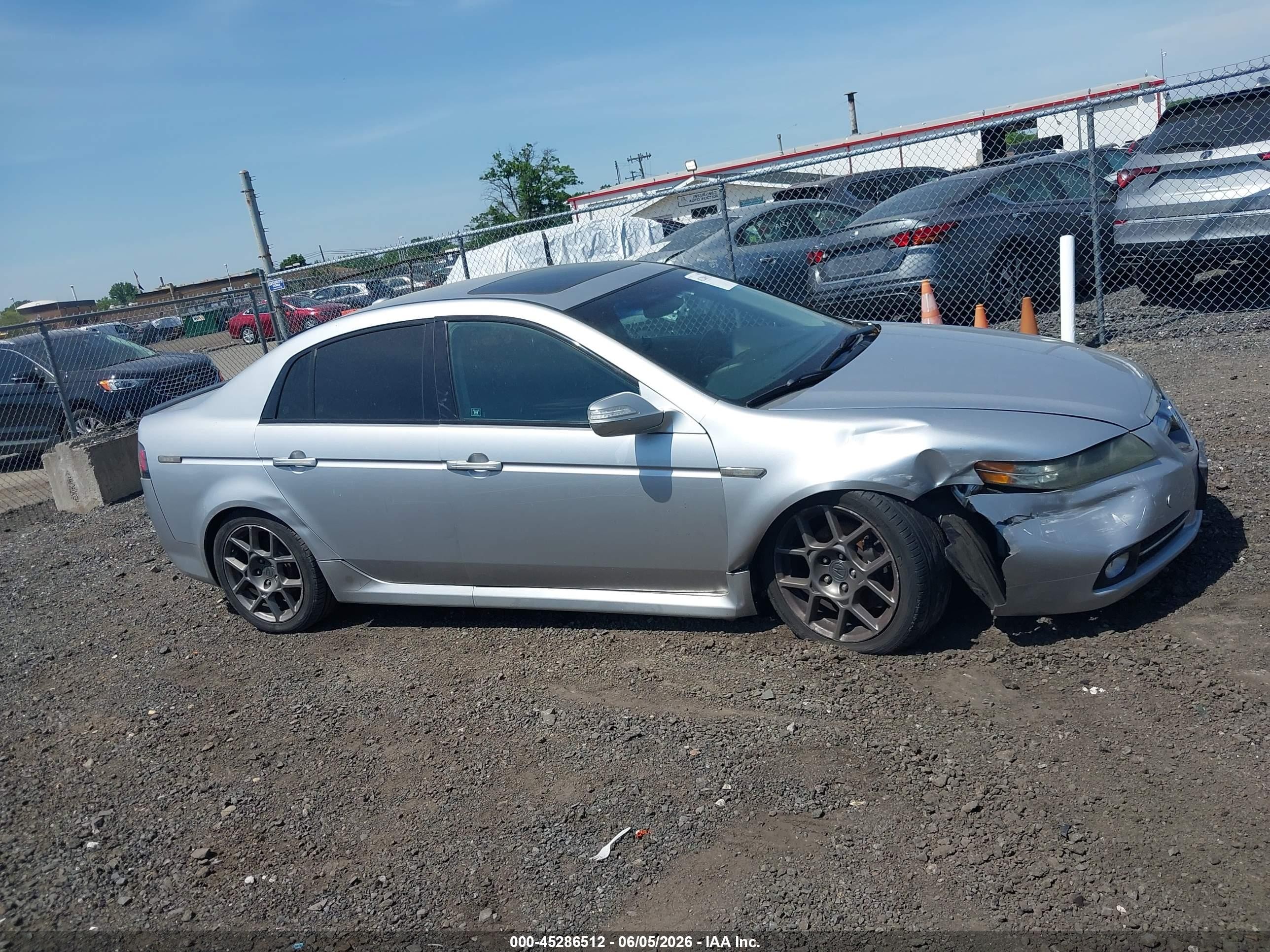 2008 Acura Tl Type S Silver vin: 19UUA76558A037112