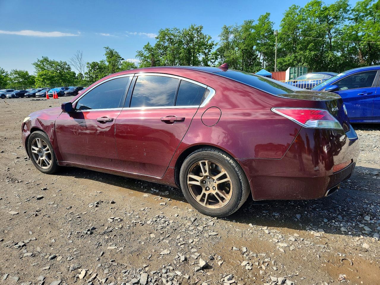 2009 Acura Tl Burgundy vin: 19UUA86209A015029