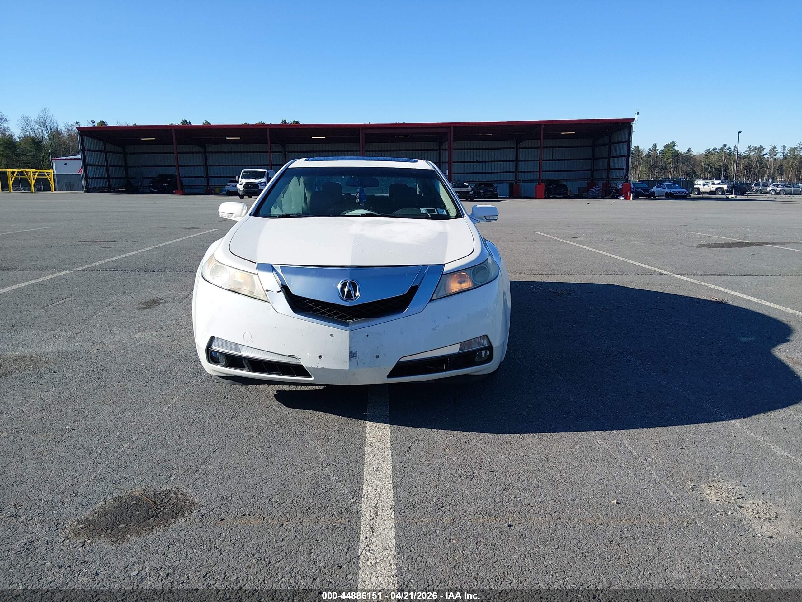 2009 Acura Tl 3.5 White vin: 19UUA86239A011279