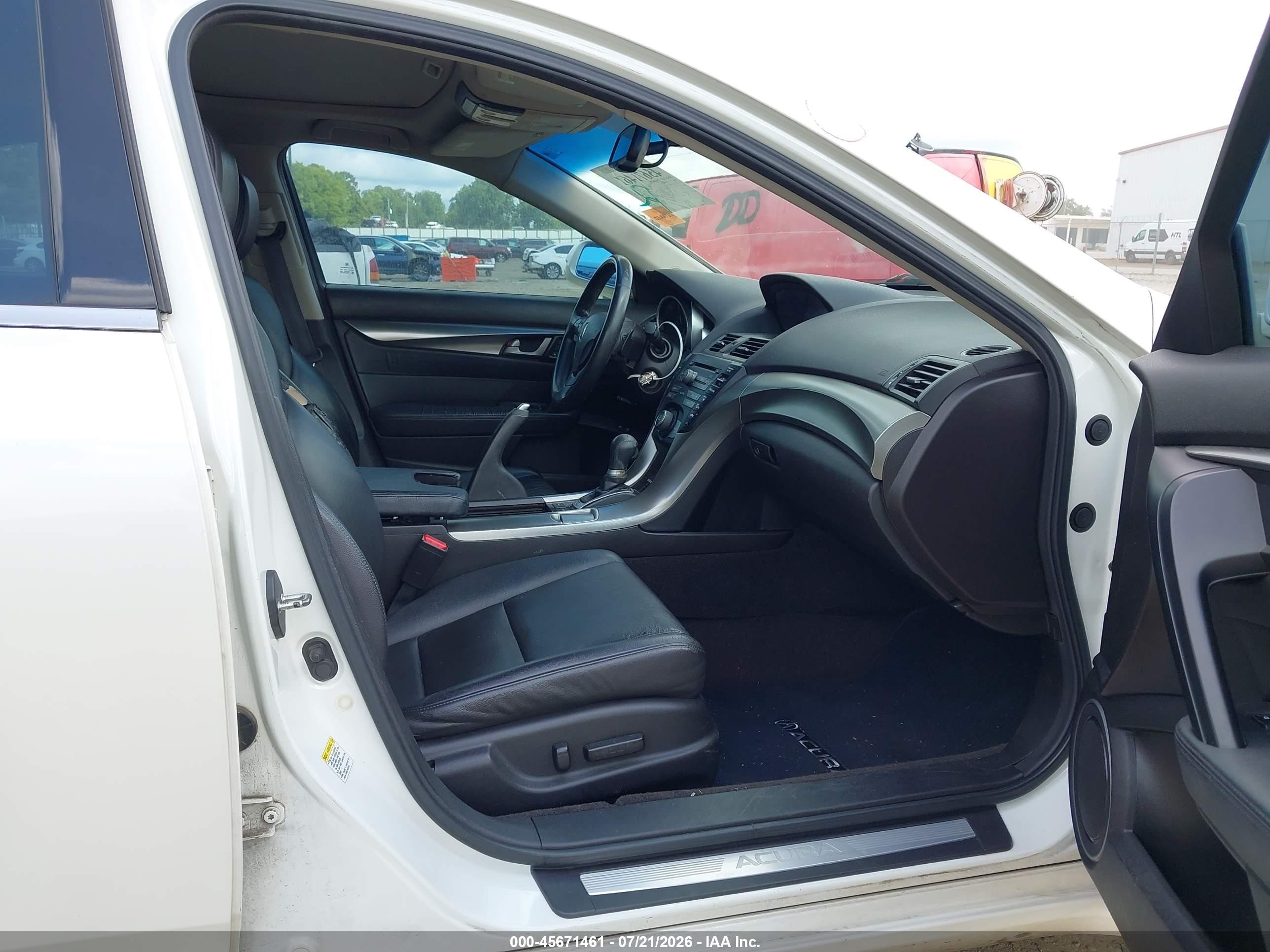 2009 Acura Tl 3.5 White vin: 19UUA86249A015941