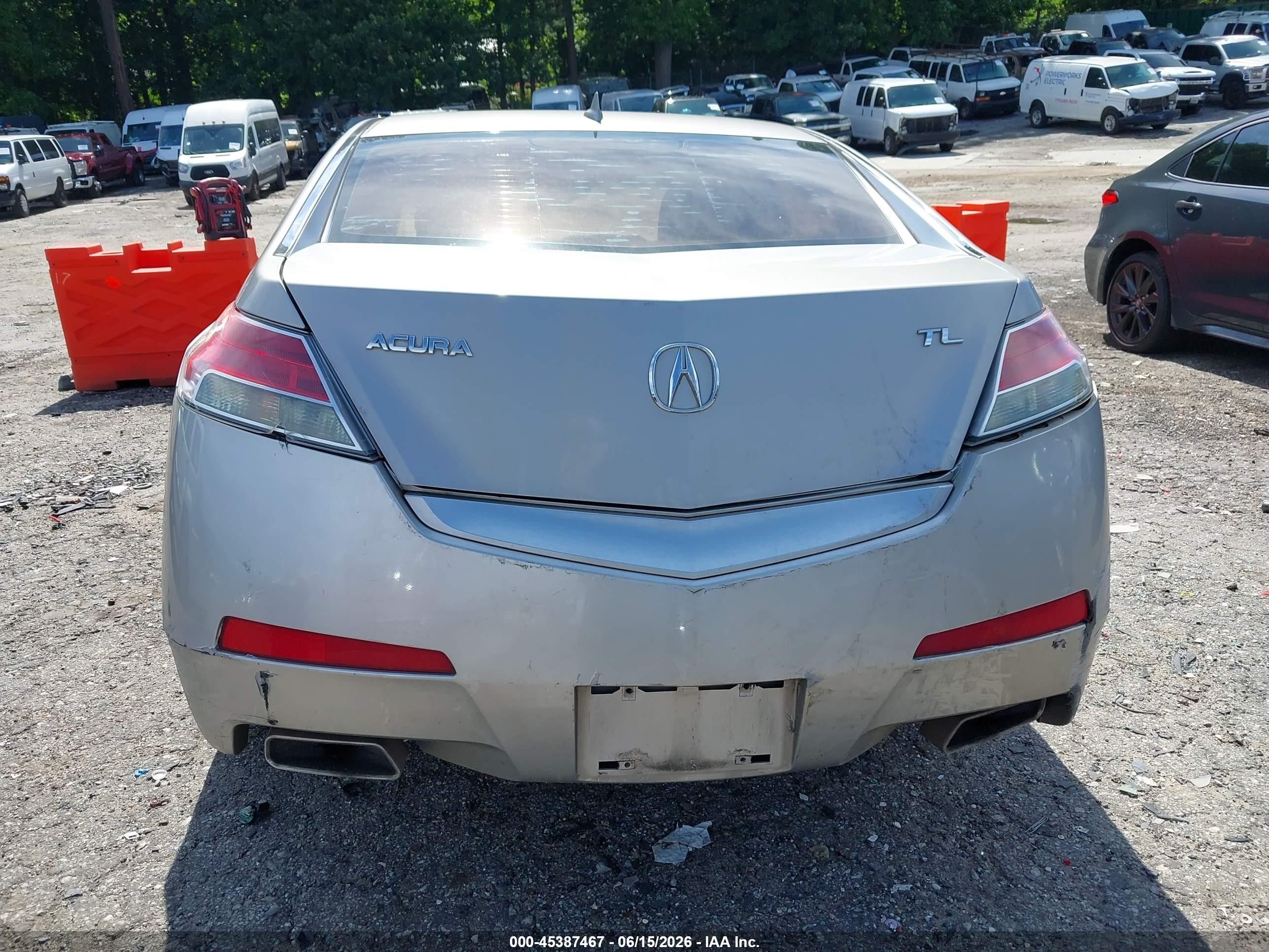 2009 Acura Tl 3.5 Серебряный vin: 19UUA86259A024213