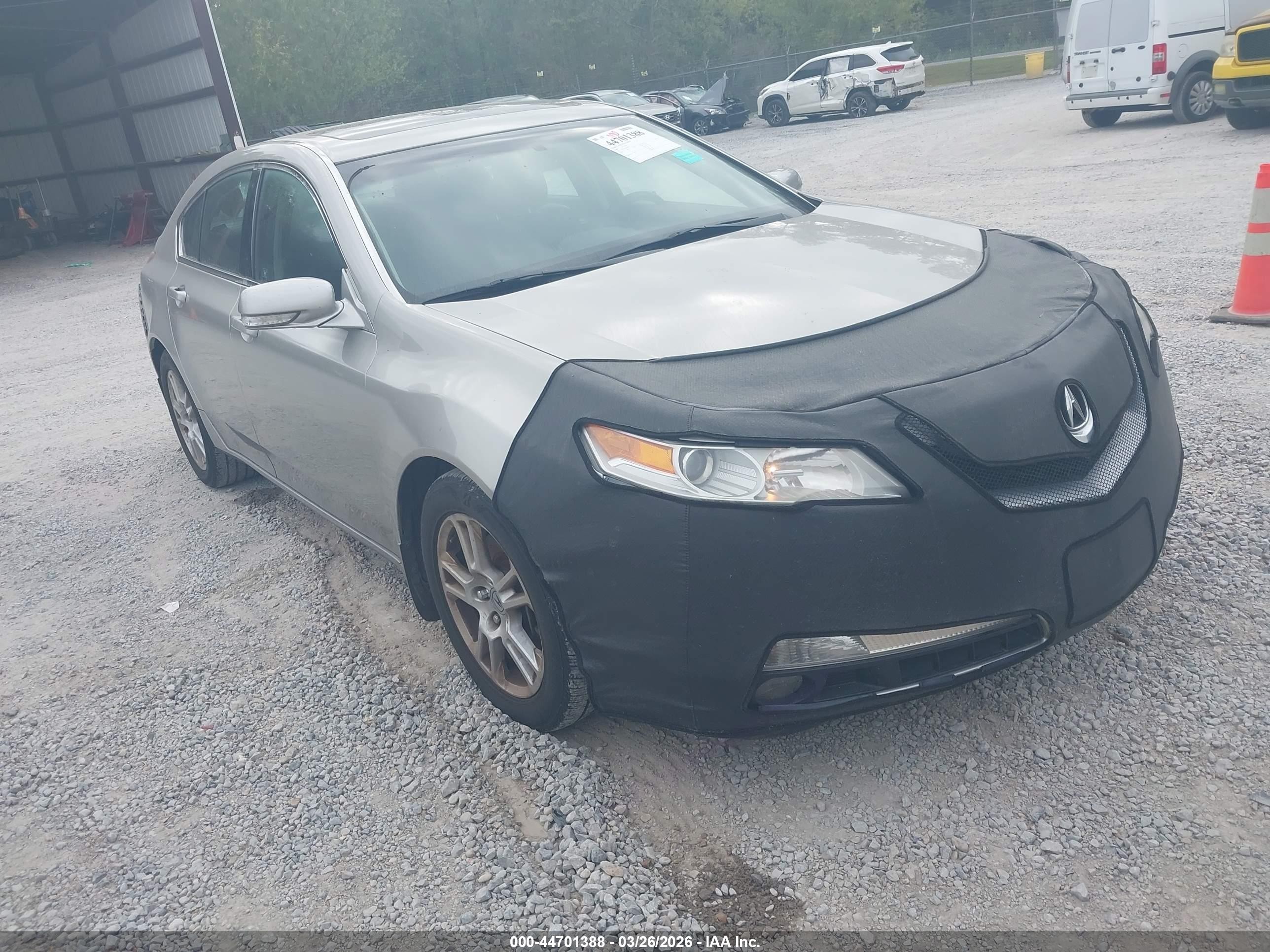 19UUA86279A024214