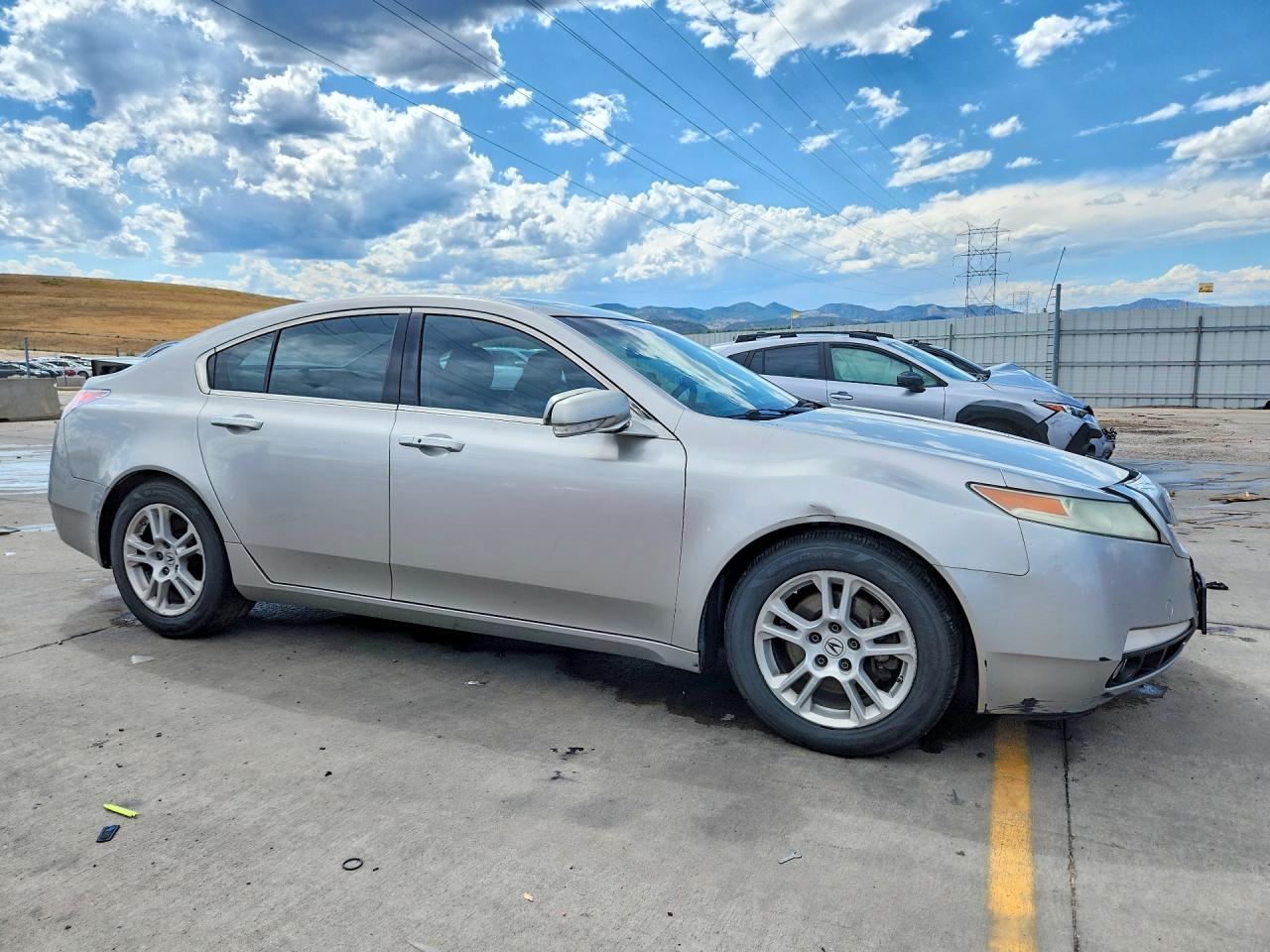 2009 Acura Tl Серебряный vin: 19UUA86529A010036