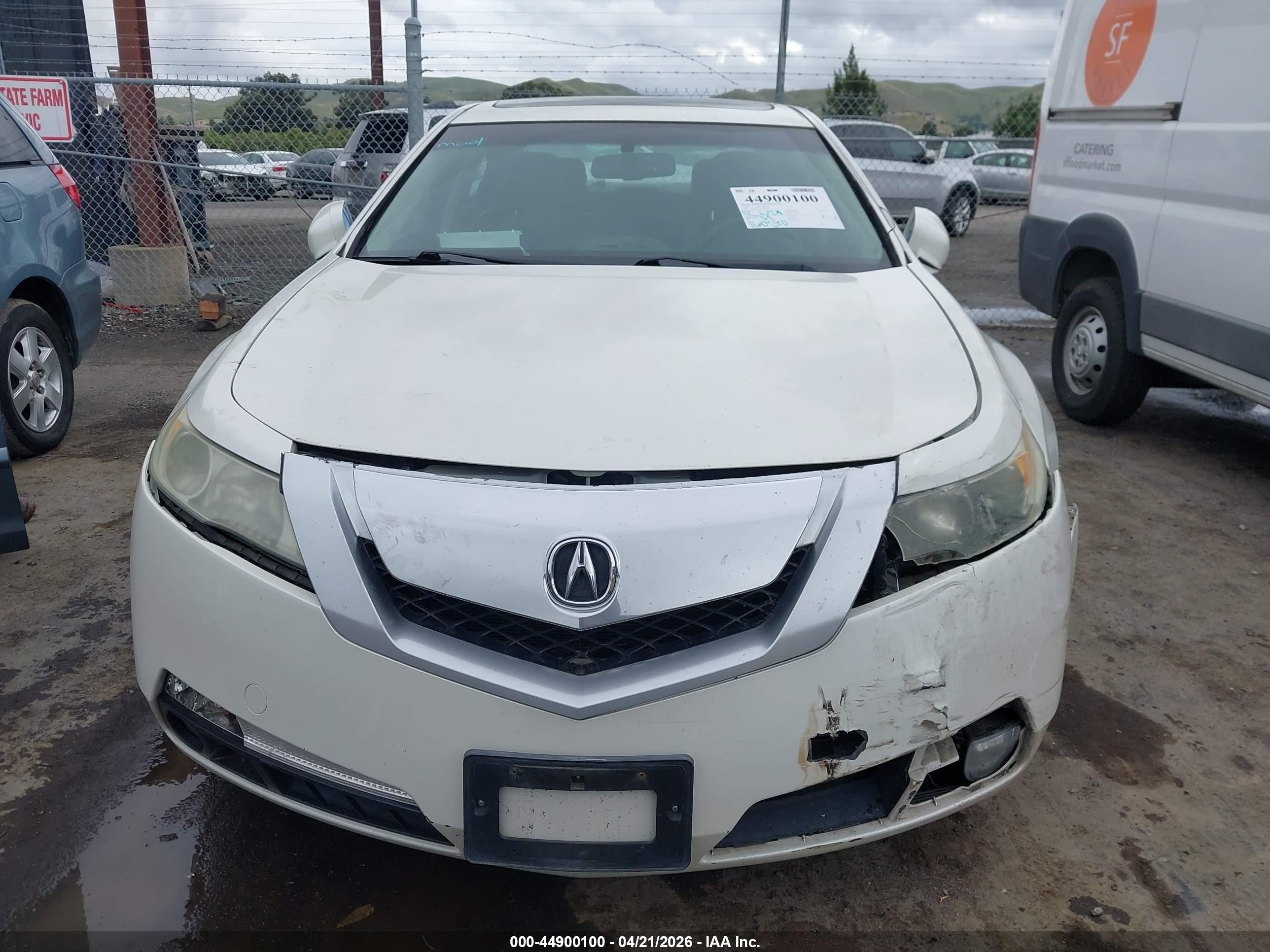 2009 Acura Tl 3.5 Белый vin: 19UUA86539A006237