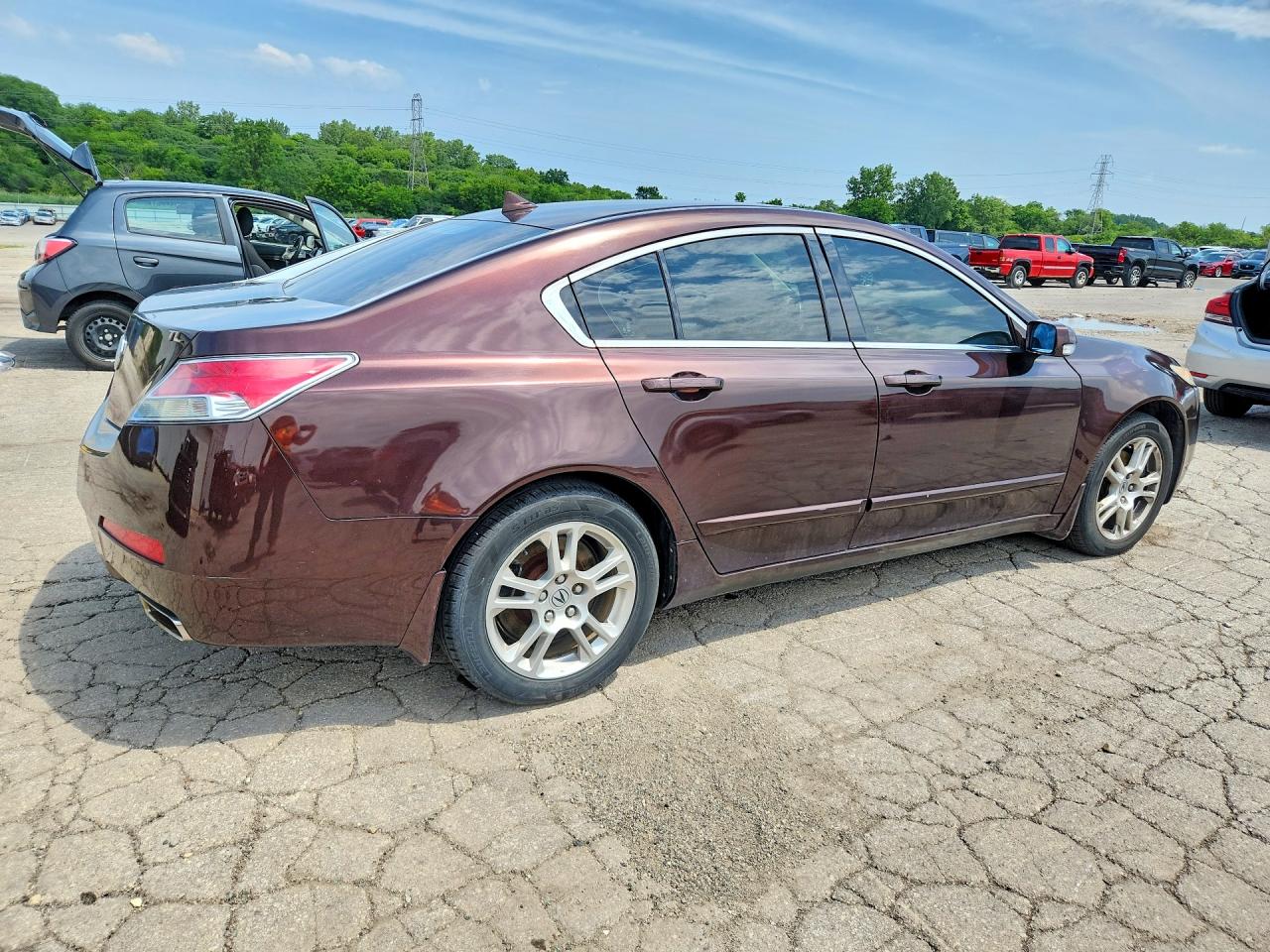 2011 Acura Tl Maroon vin: 19UUA8F20BA000858