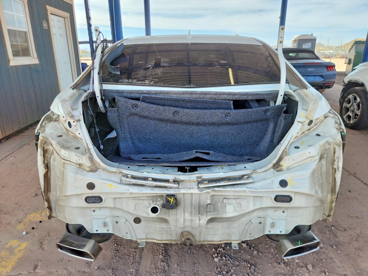 2010 Acura Tl White vin: 19UUA8F22AA011861