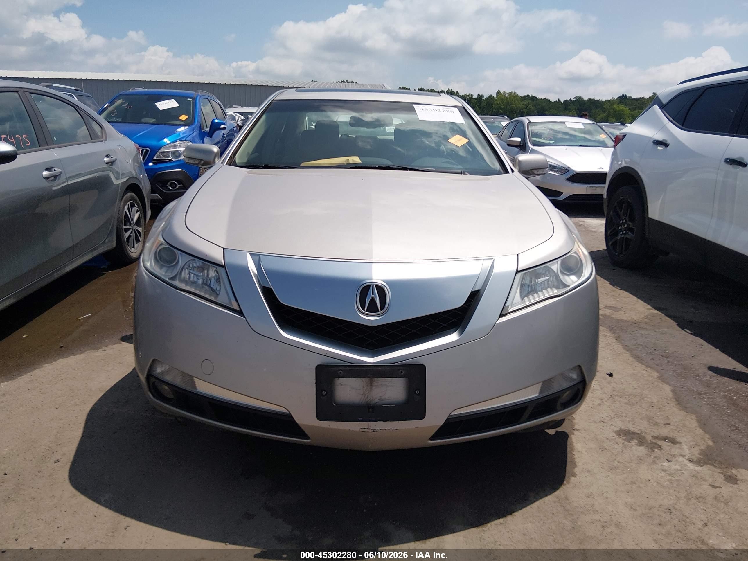 2011 Acura Tl 3.5 Silver vin: 19UUA8F22BA009061