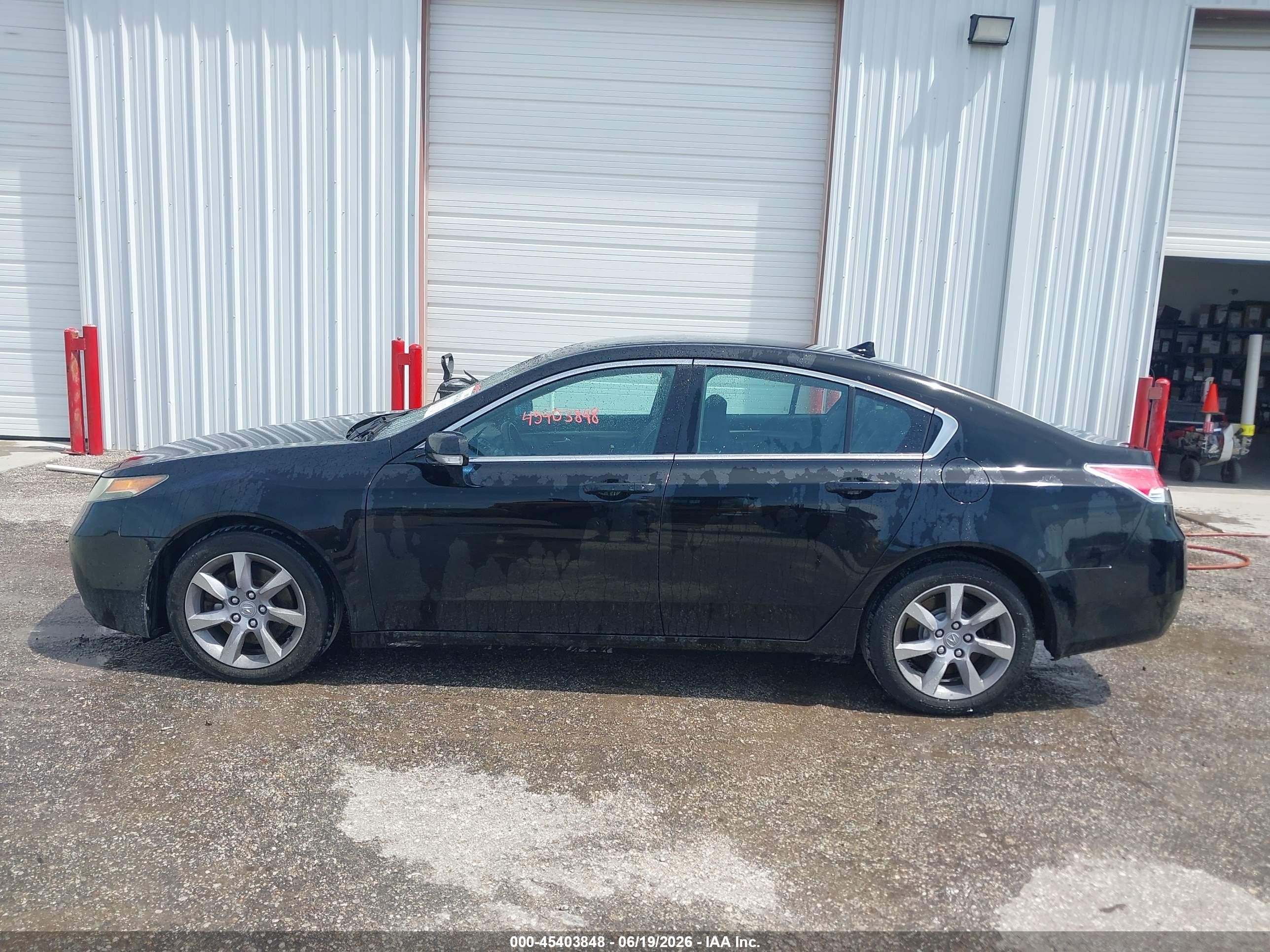 2013 Acura Tl 3.5 Черный vin: 19UUA8F23DA009752