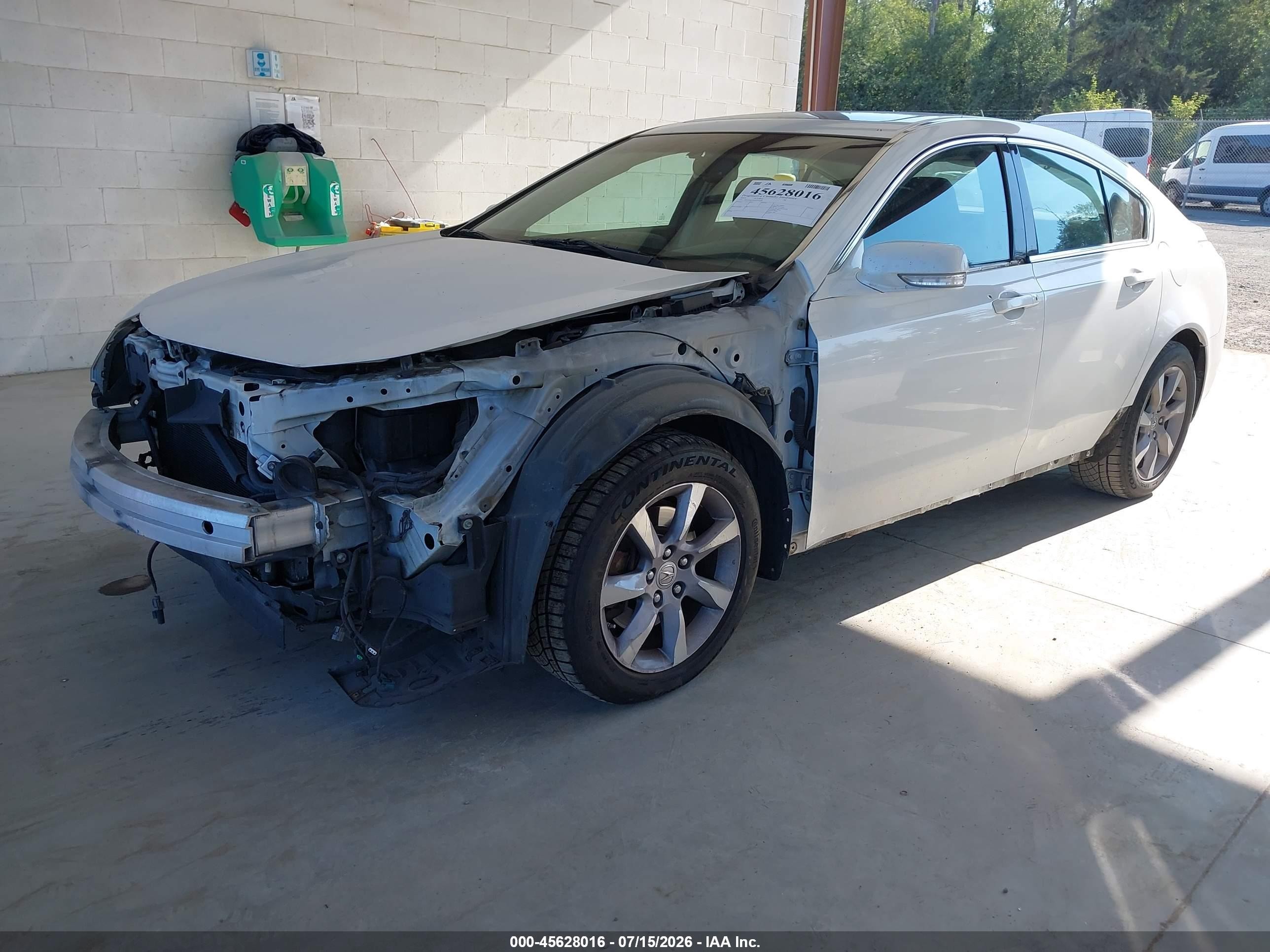 2013 Acura Tl 3.5 White vin: 19UUA8F23DA016250