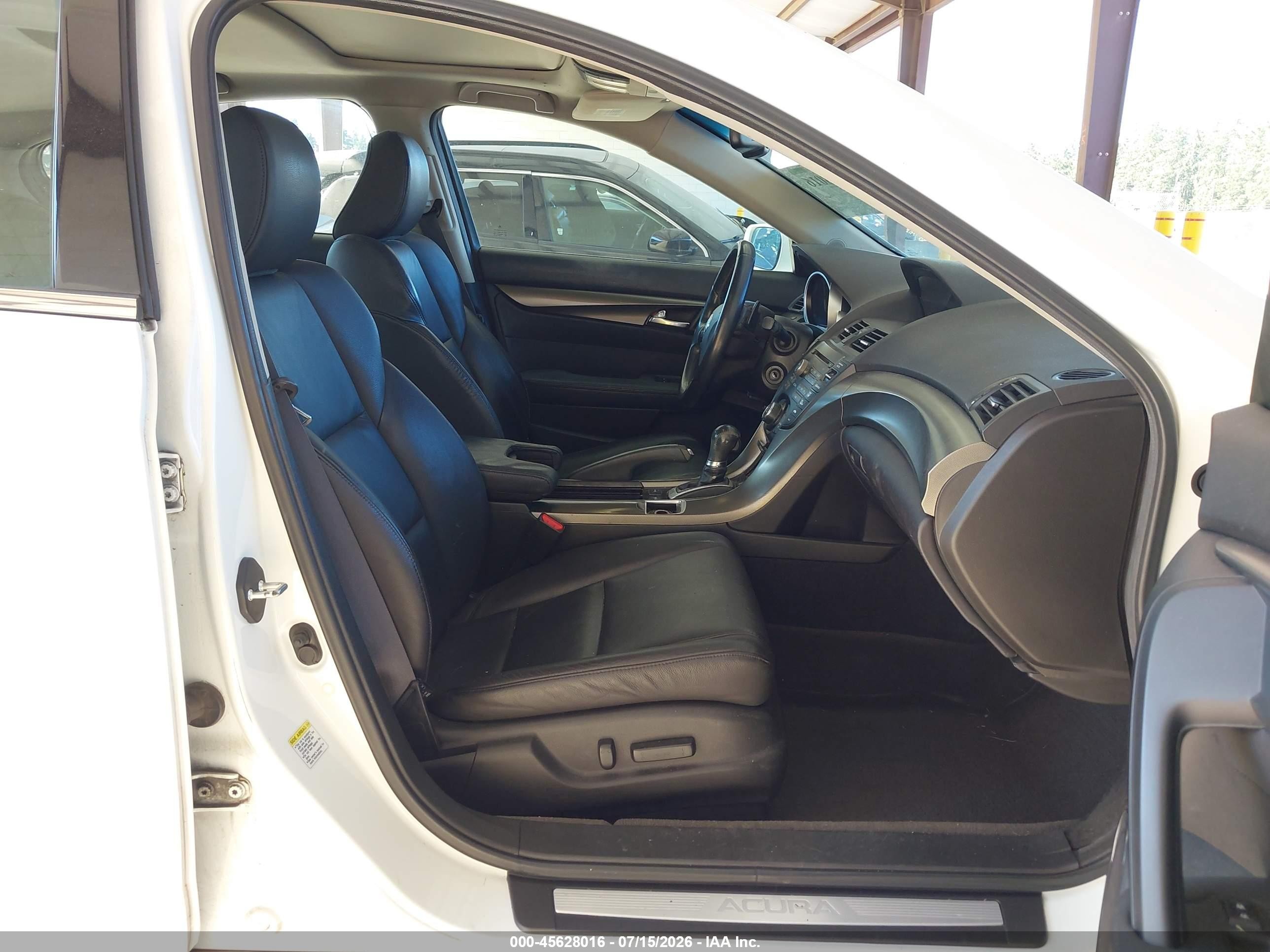 2013 Acura Tl 3.5 White vin: 19UUA8F23DA016250