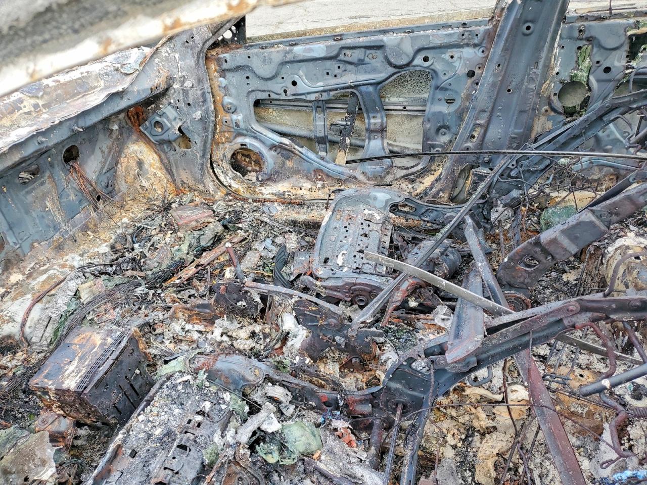 2013 Acura Tl Burn vin: 19UUA8F23DA016412