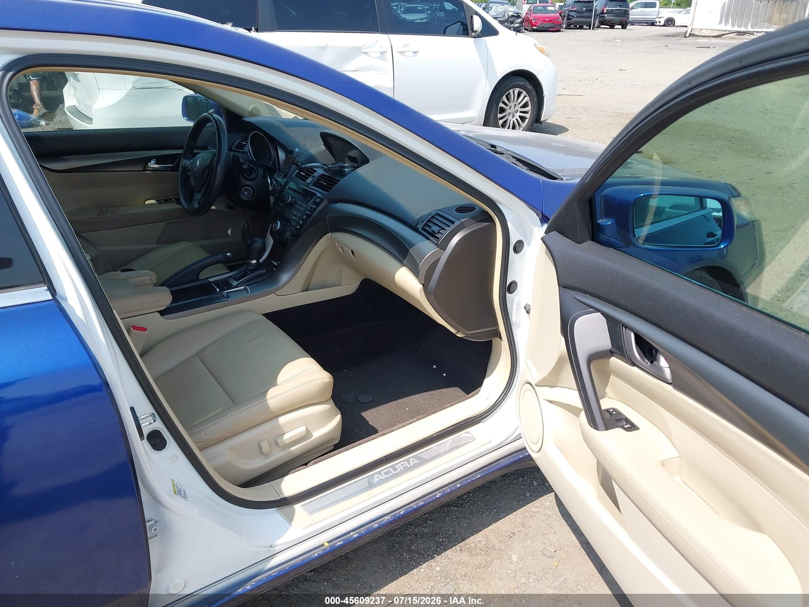2013 Acura Tl 3.5 Blue vin: 19UUA8F24DA010103