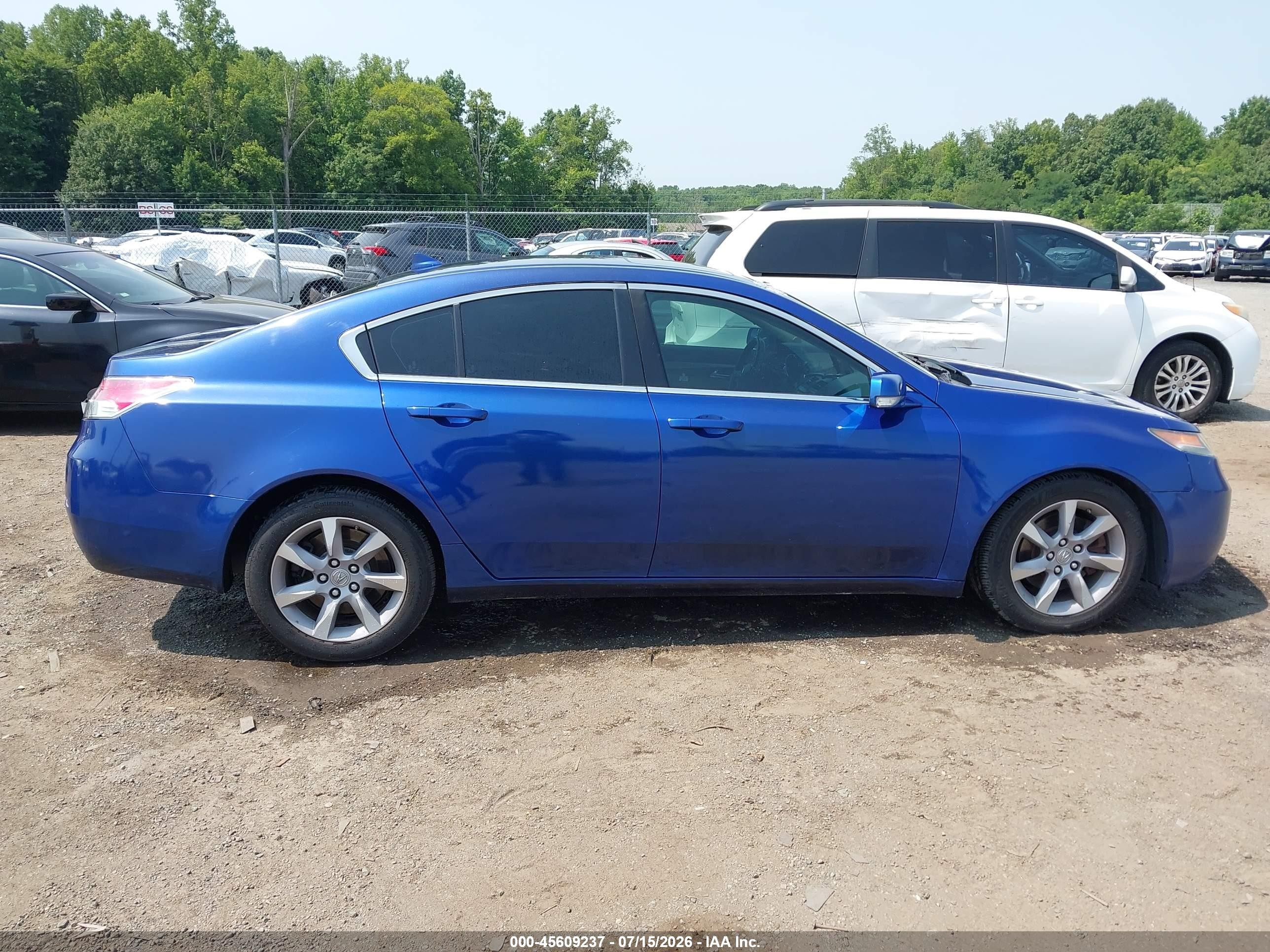 2013 Acura Tl 3.5 Blue vin: 19UUA8F24DA010103