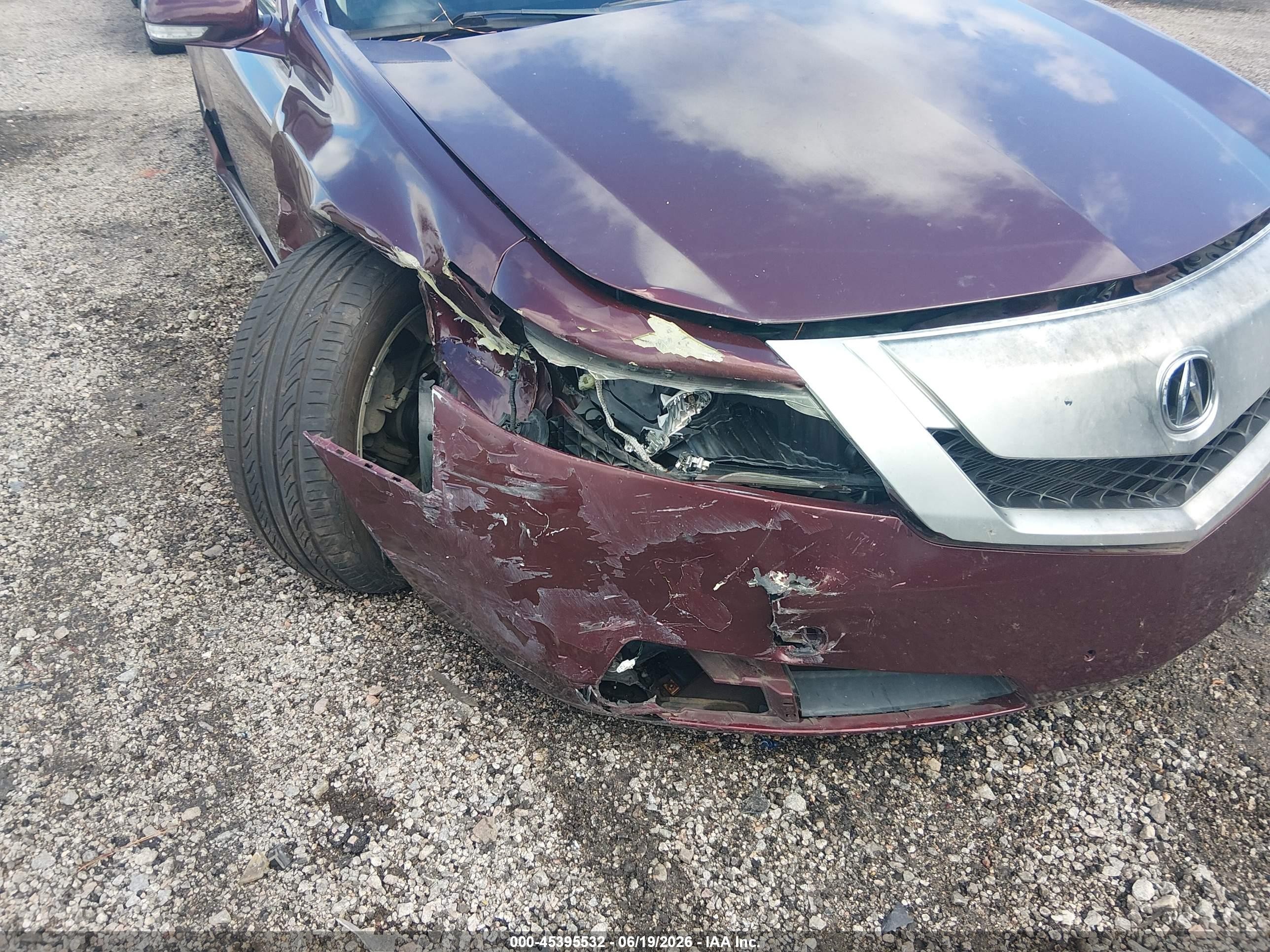 2010 Acura Tl 3.5 Red vin: 19UUA8F25AA017332