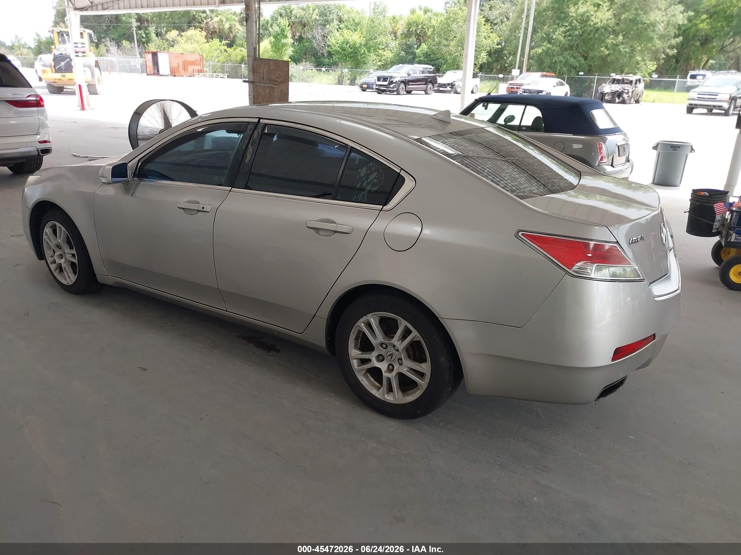 2010 Acura Tl 3.5 Silver vin: 19UUA8F25AA027407