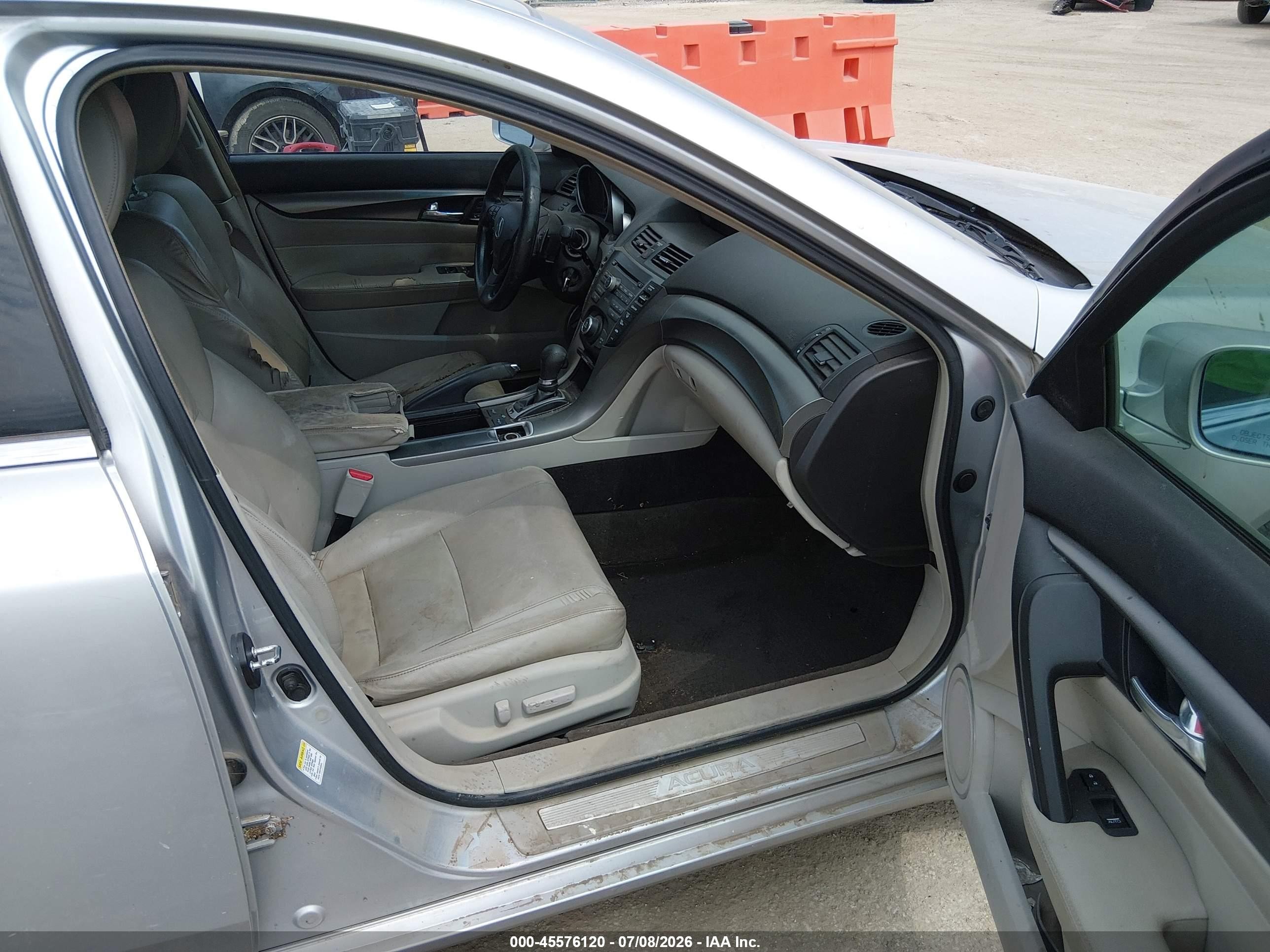 2013 Acura Tl 3.5 Silver vin: 19UUA8F25DA016766