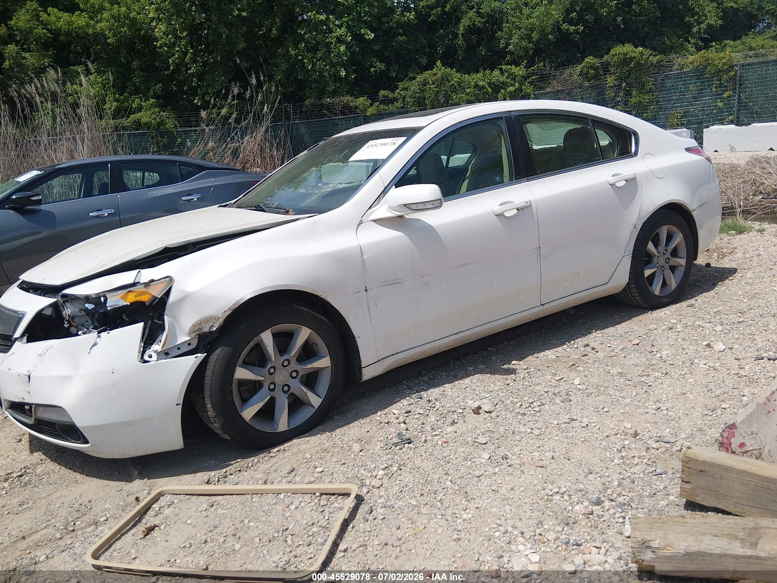 2012 Acura Tl 3.5 White vin: 19UUA8F27CA023149
