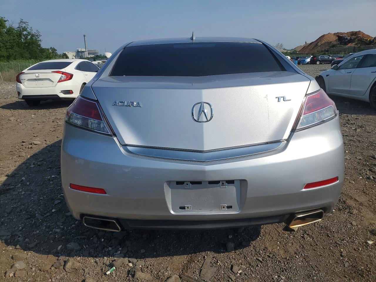 2012 Acura Tl Silver vin: 19UUA8F27CA033499