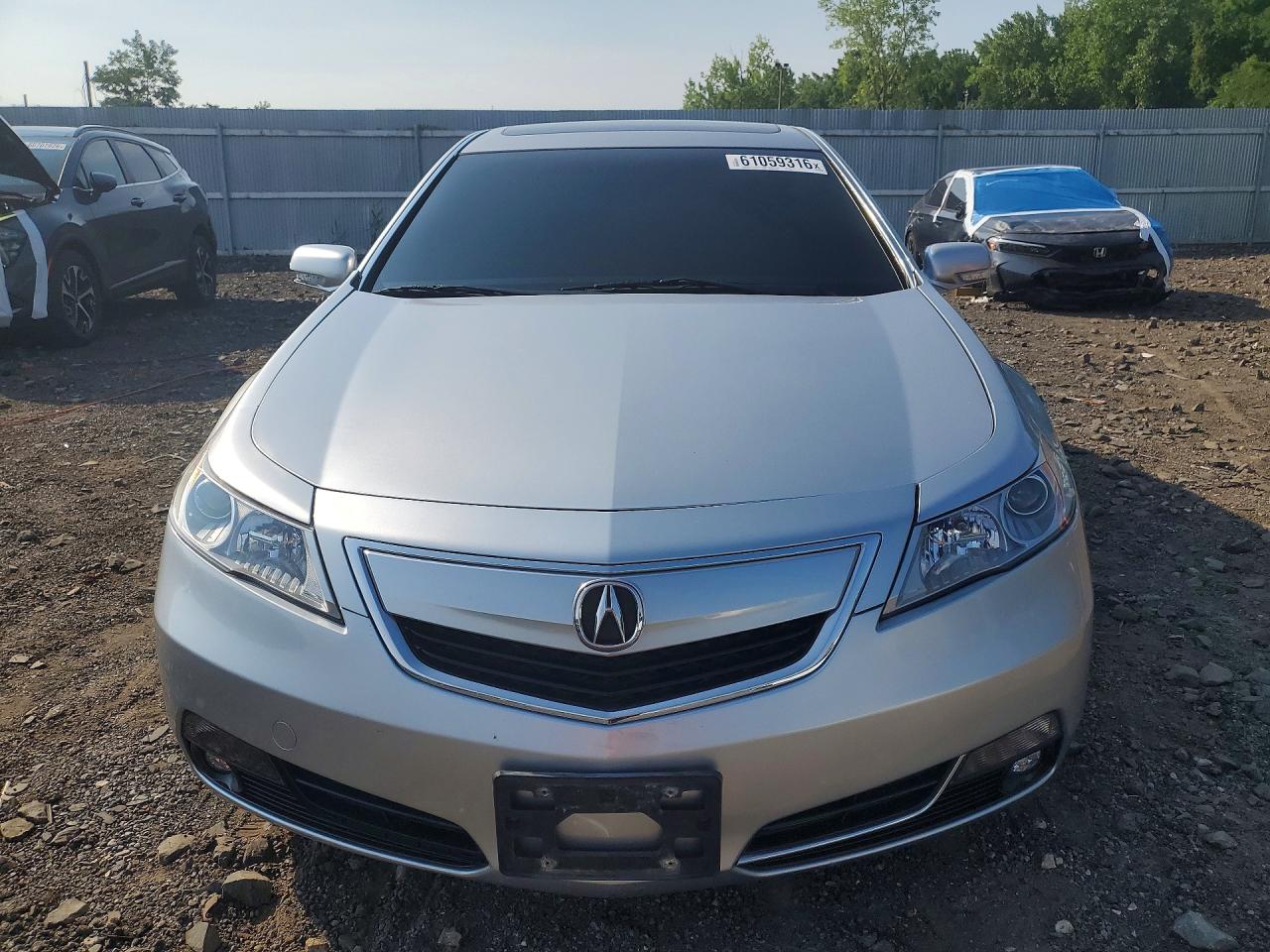 2012 Acura Tl Silver vin: 19UUA8F27CA033499