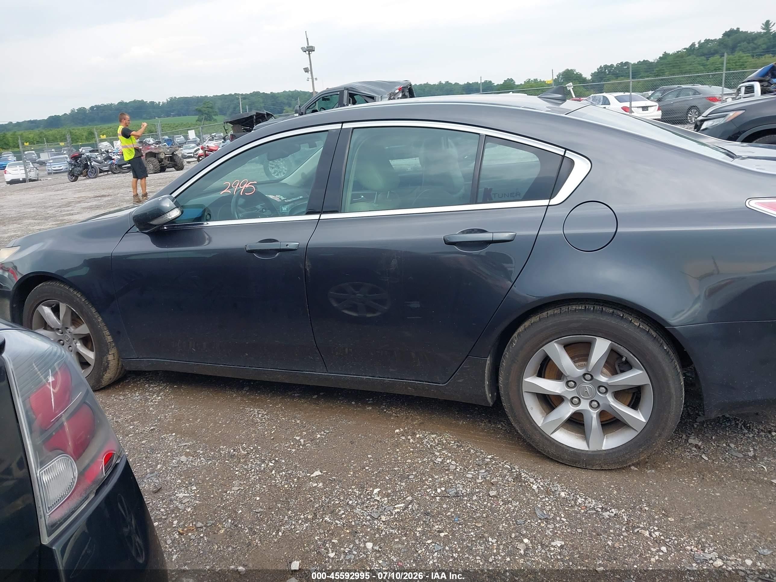 2012 Acura Tl 3.5 Gray vin: 19UUA8F27CA036032
