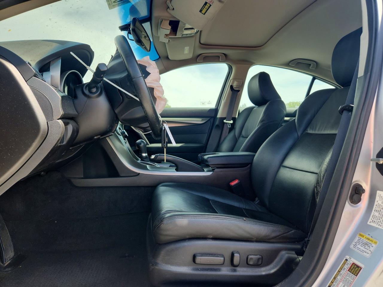 2012 Acura Tl Серебряный vin: 19UUA8F28CA015061