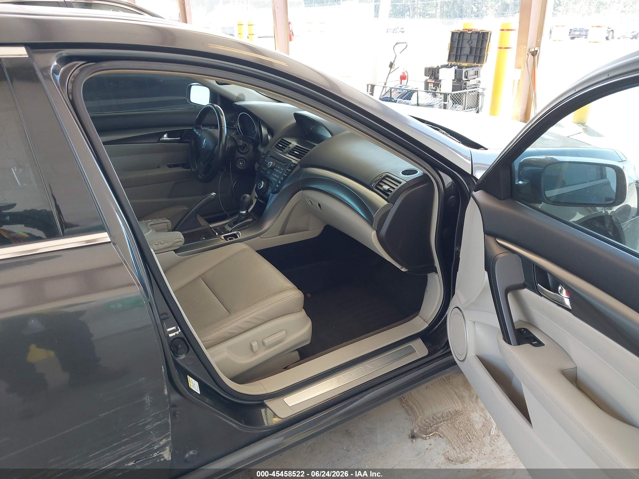 2013 Acura Tl 3.5 Gray vin: 19UUA8F28DA006040